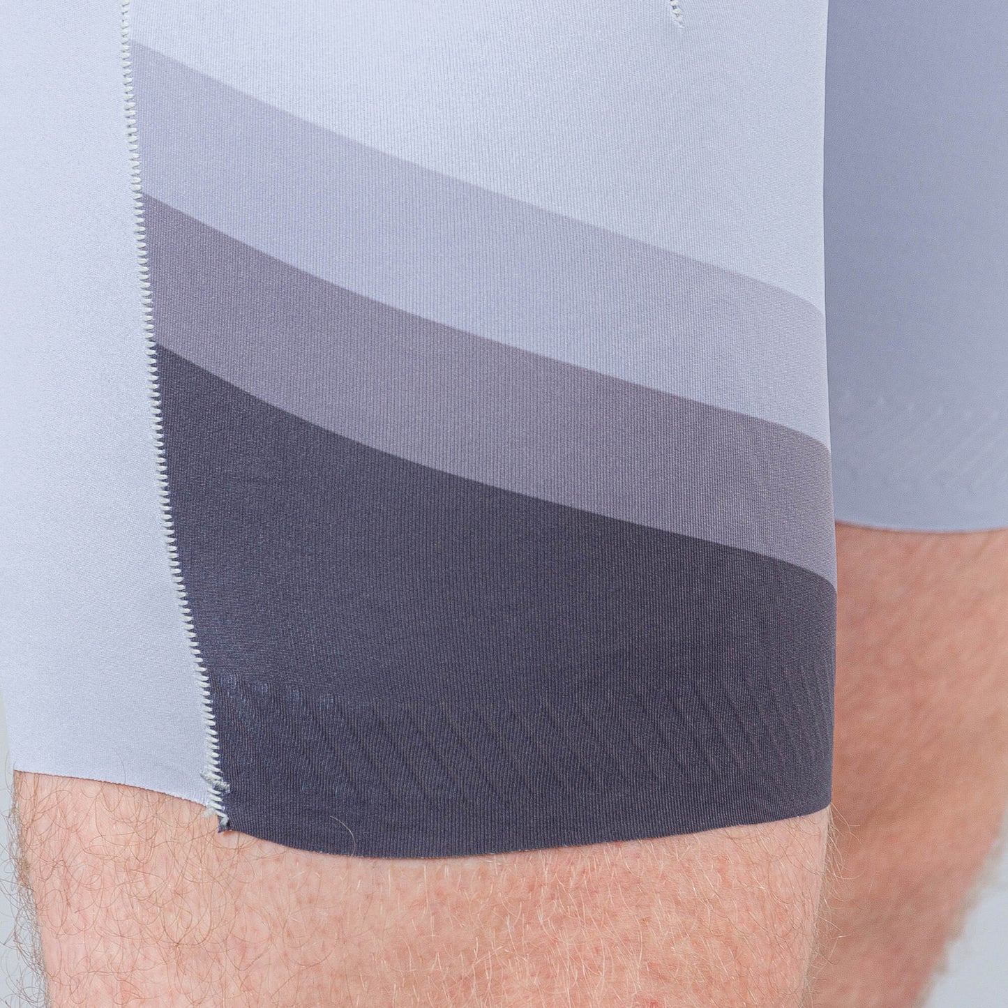 Bežecké šortky Peak SLIVER GREY