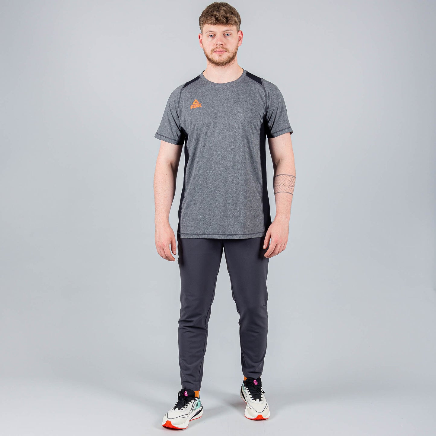 Tepláky Peak Running Knitted Pants Dk.Grey