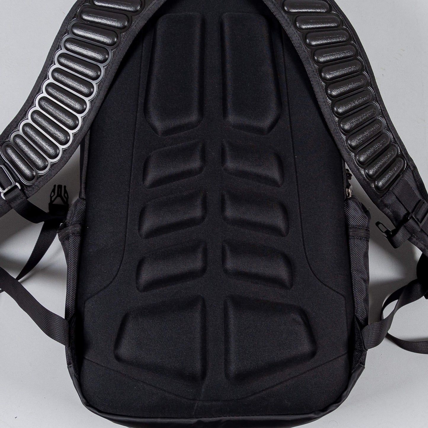 Batoh Peak DHUP Dwight Howard Packbag Black