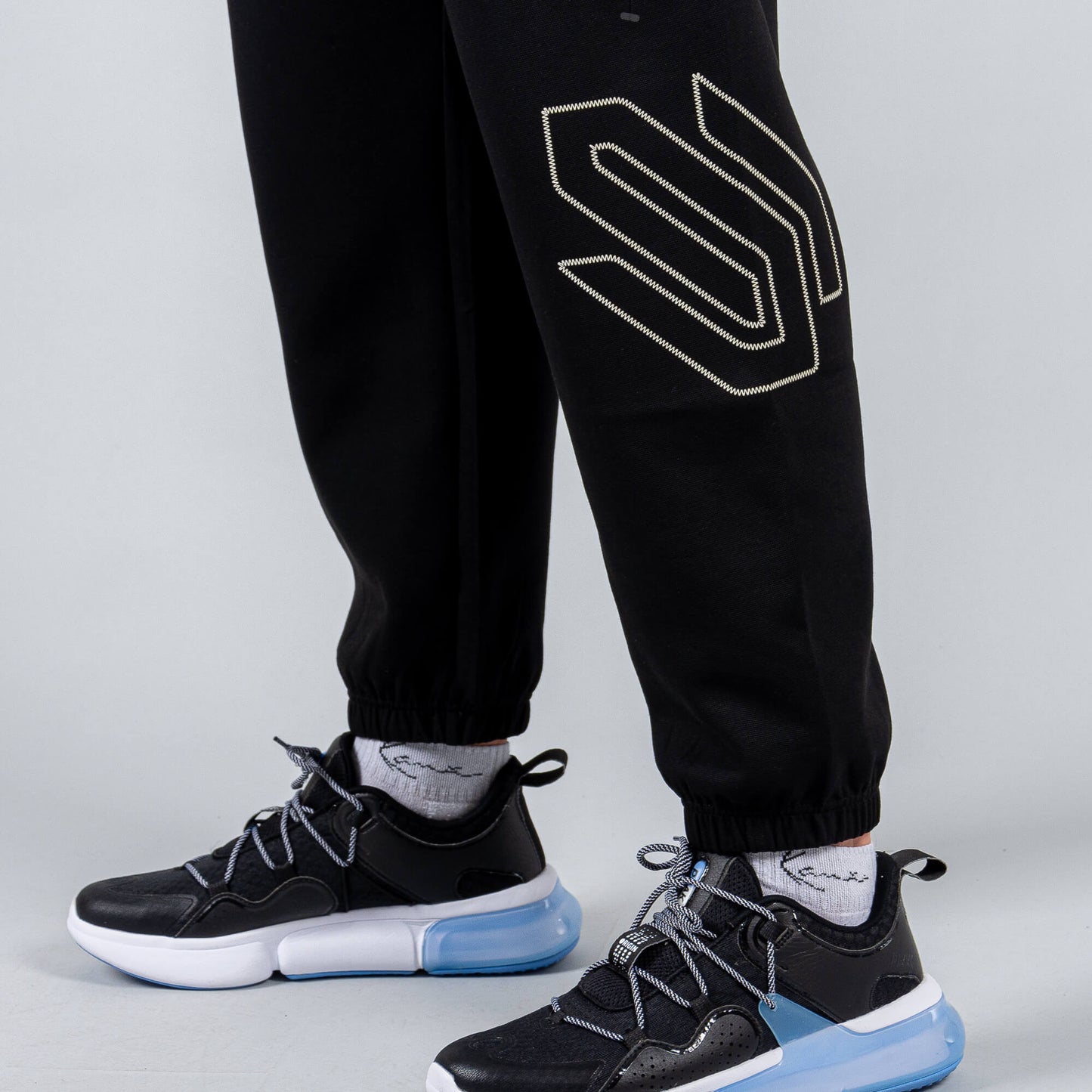 Tepláky Peak Wiggins Basketball Lifestyle Fleece Pants Black