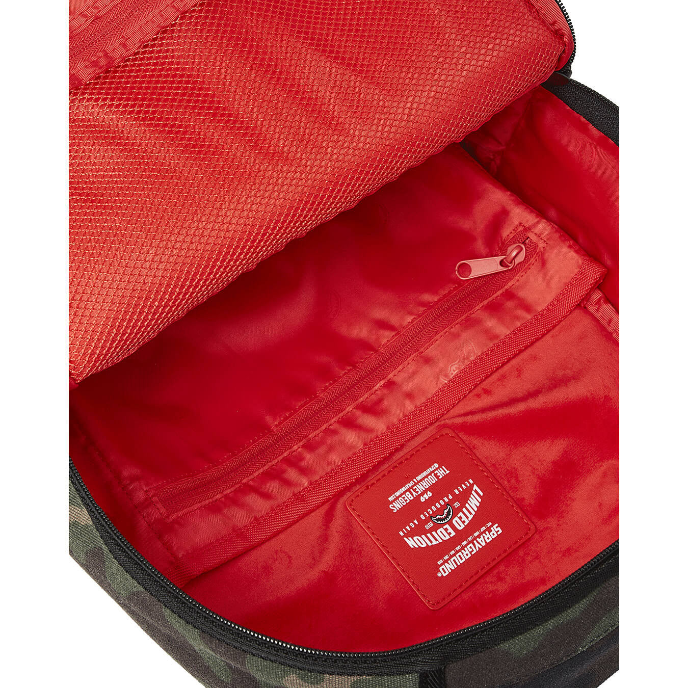 Batoh Sprayground Shark Central Rogue Camo DLXS Backpack maskáčový