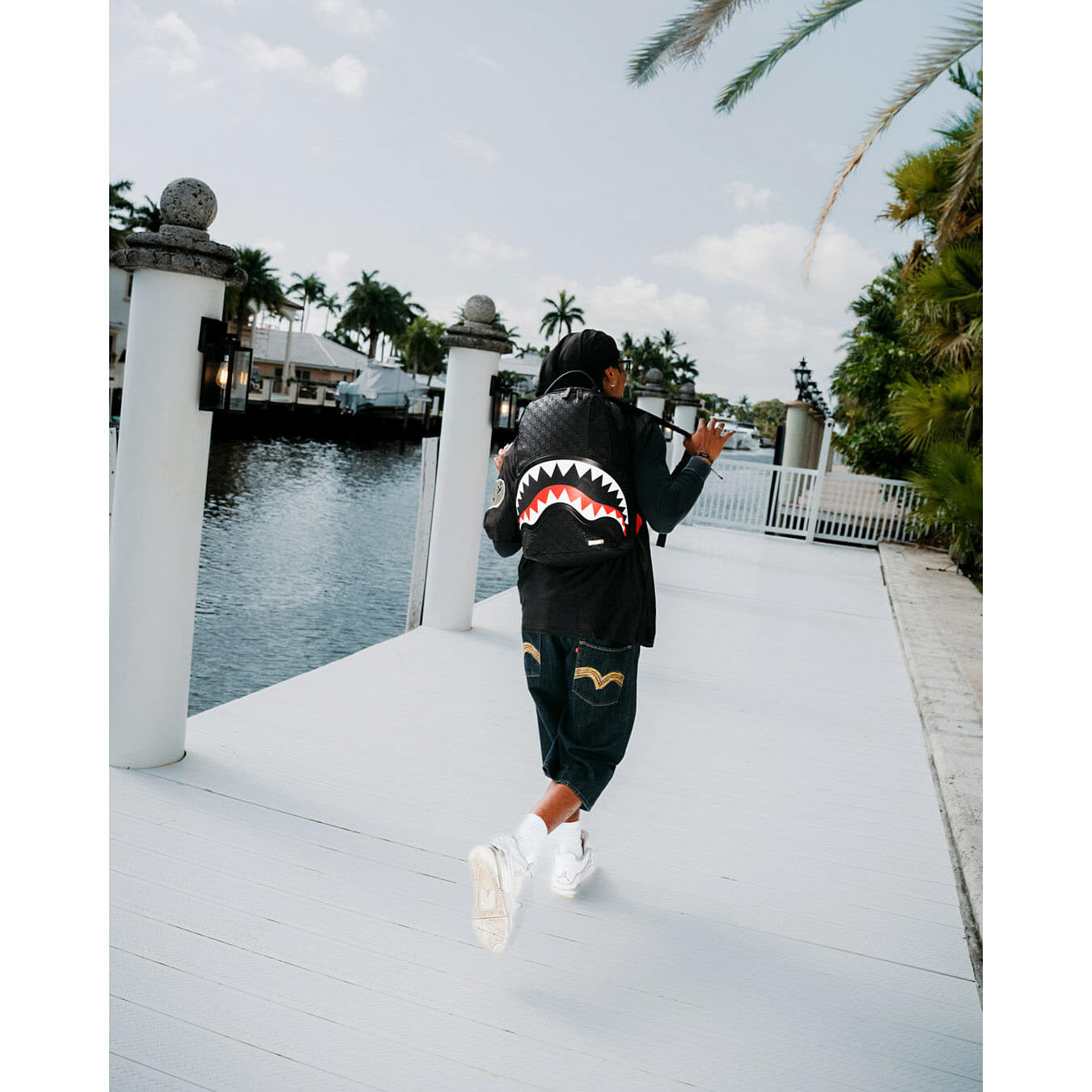 Batoh Sprayground Black Out Sharks In Paris Maison Menace Dlxsv Backpack Black