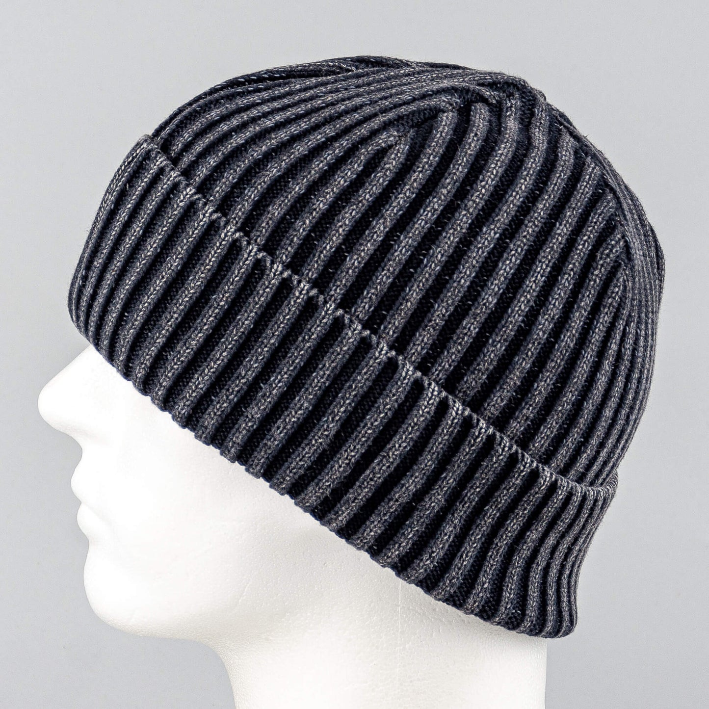 Čiapka DJINN'S Medi Short Beanie Washed Twill Black