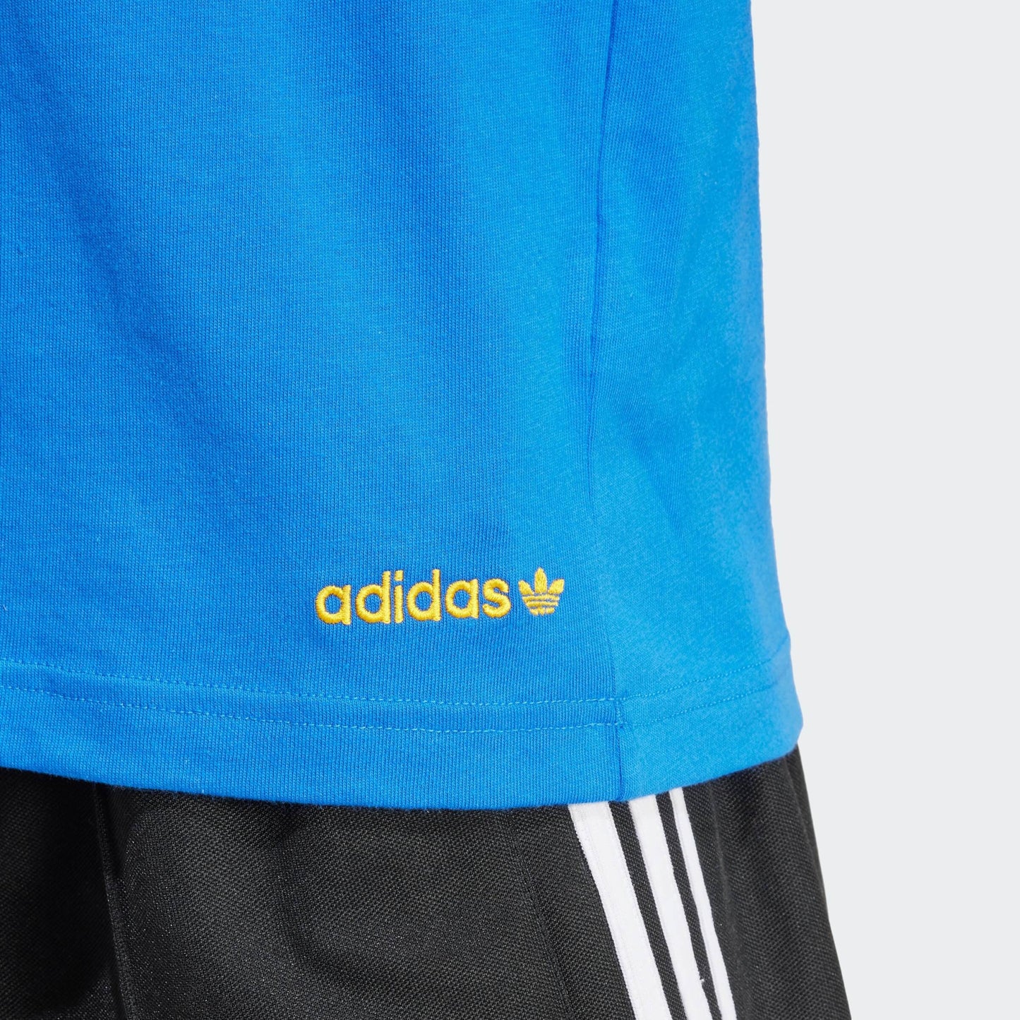 Adidas Men Grafix T-Shirt Blue