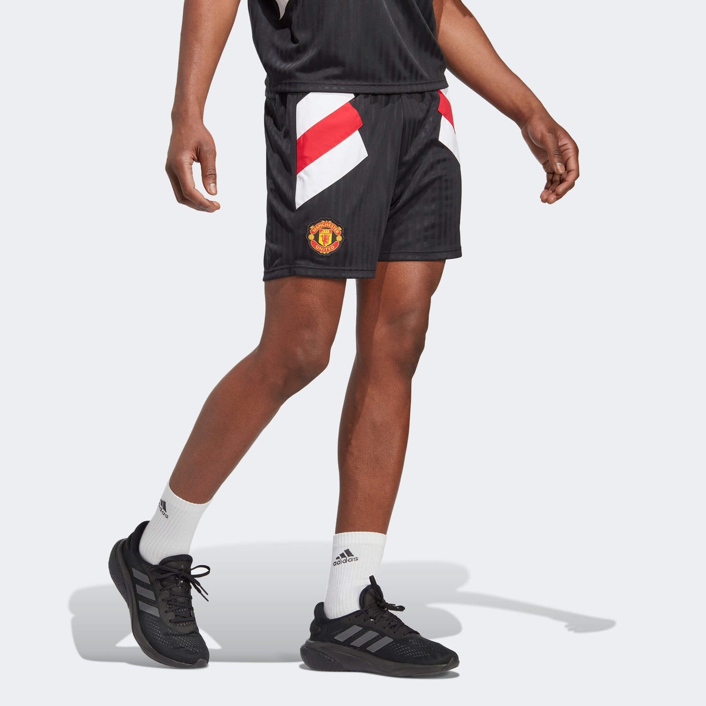 Adidas Men Manchester United Icon Shorts Black/White/Red