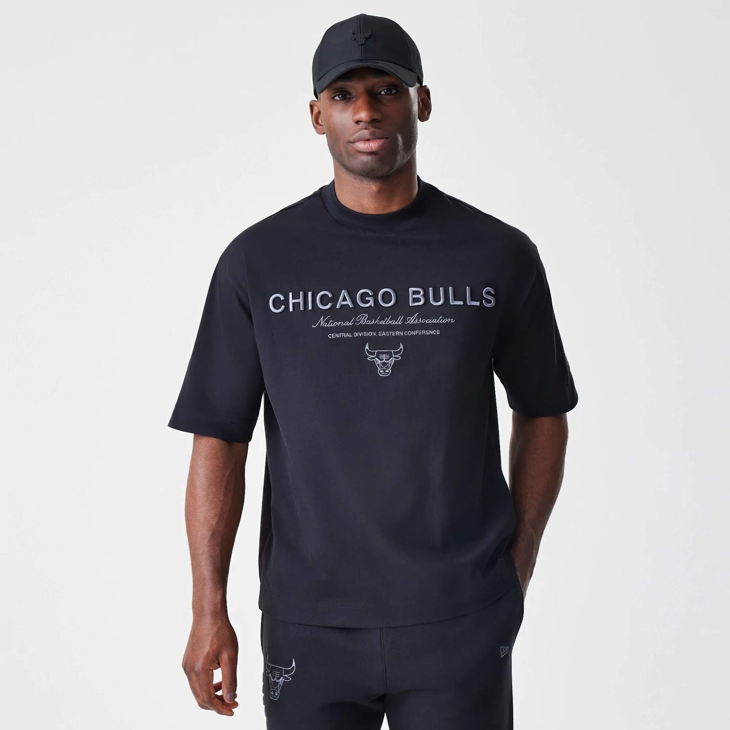 Tričko NEW ERA Chicago Bulls NBA Linear Black T-Shirt čierne