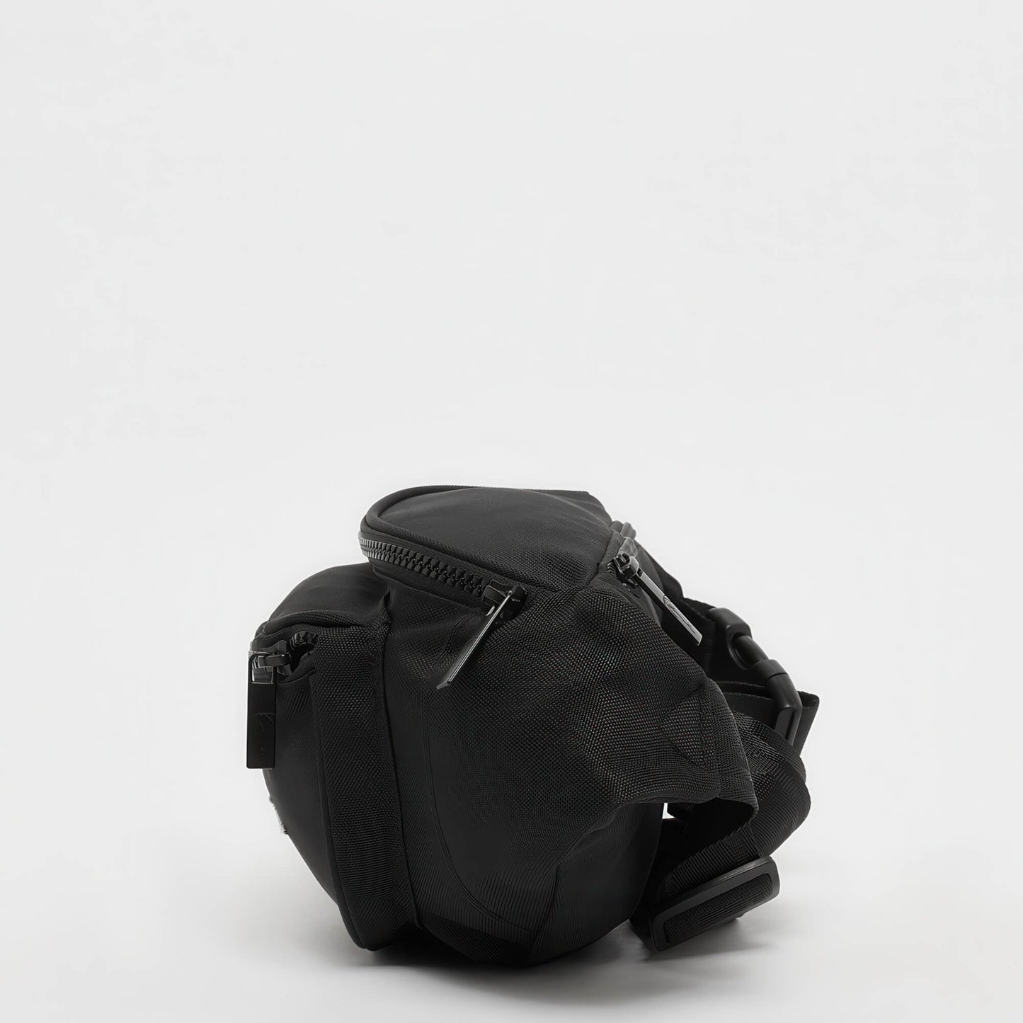 Ľadvinka Karl Kani Signature Essential Waist Bag čierna