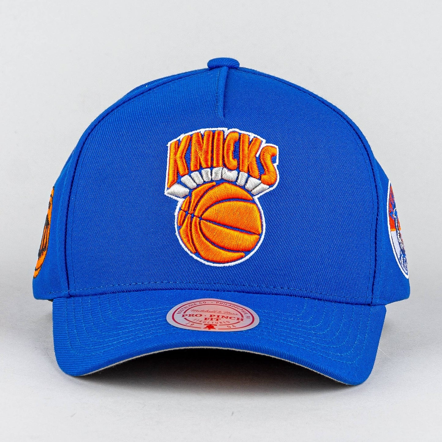 Šiltovka Mitchell & Ness New York Knicks NBA Double Clutch Pro Snapback modrá