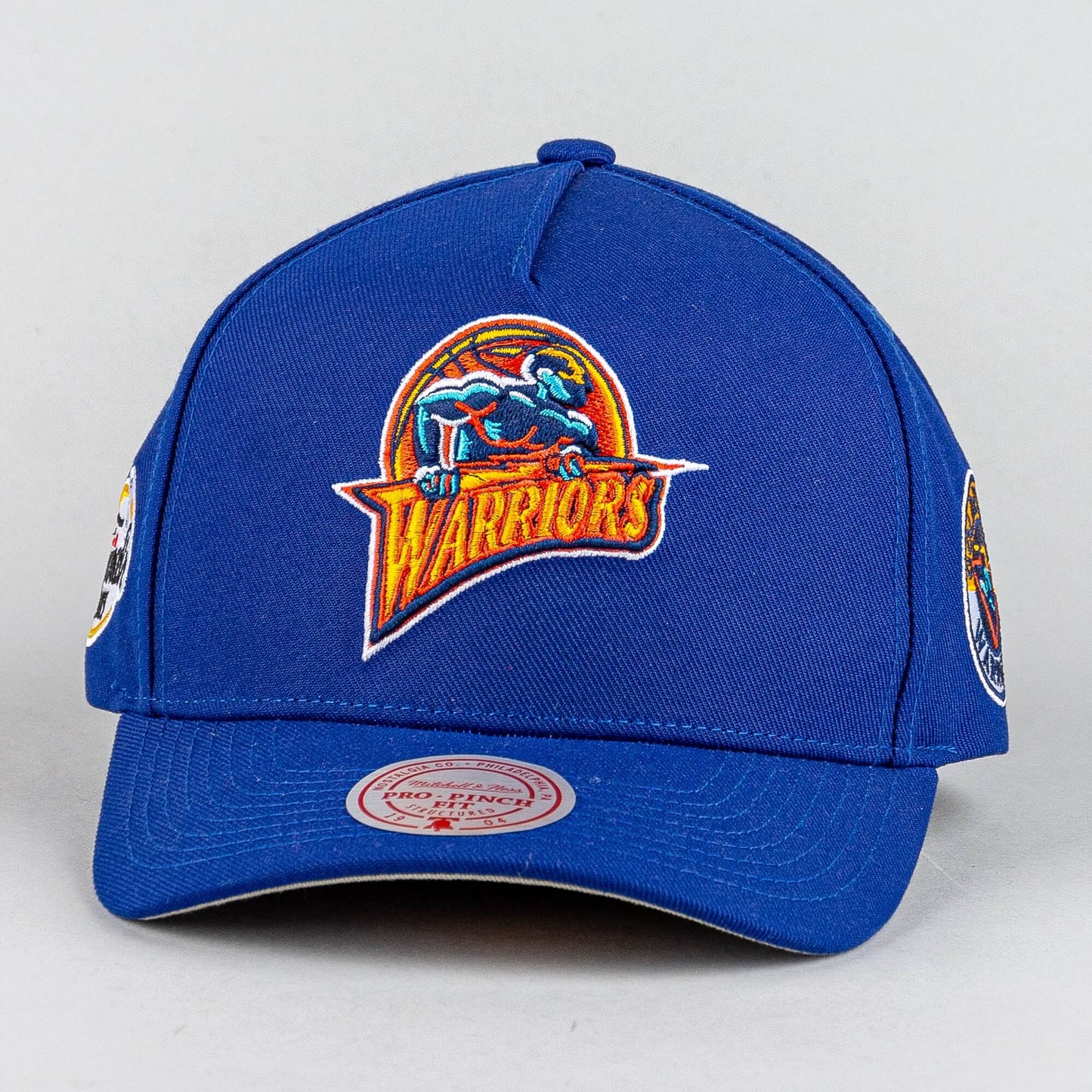 Šiltovka Mitchell & Ness Golden State Warriors NBA Double Clutch Pro Snapback tmavomodrá