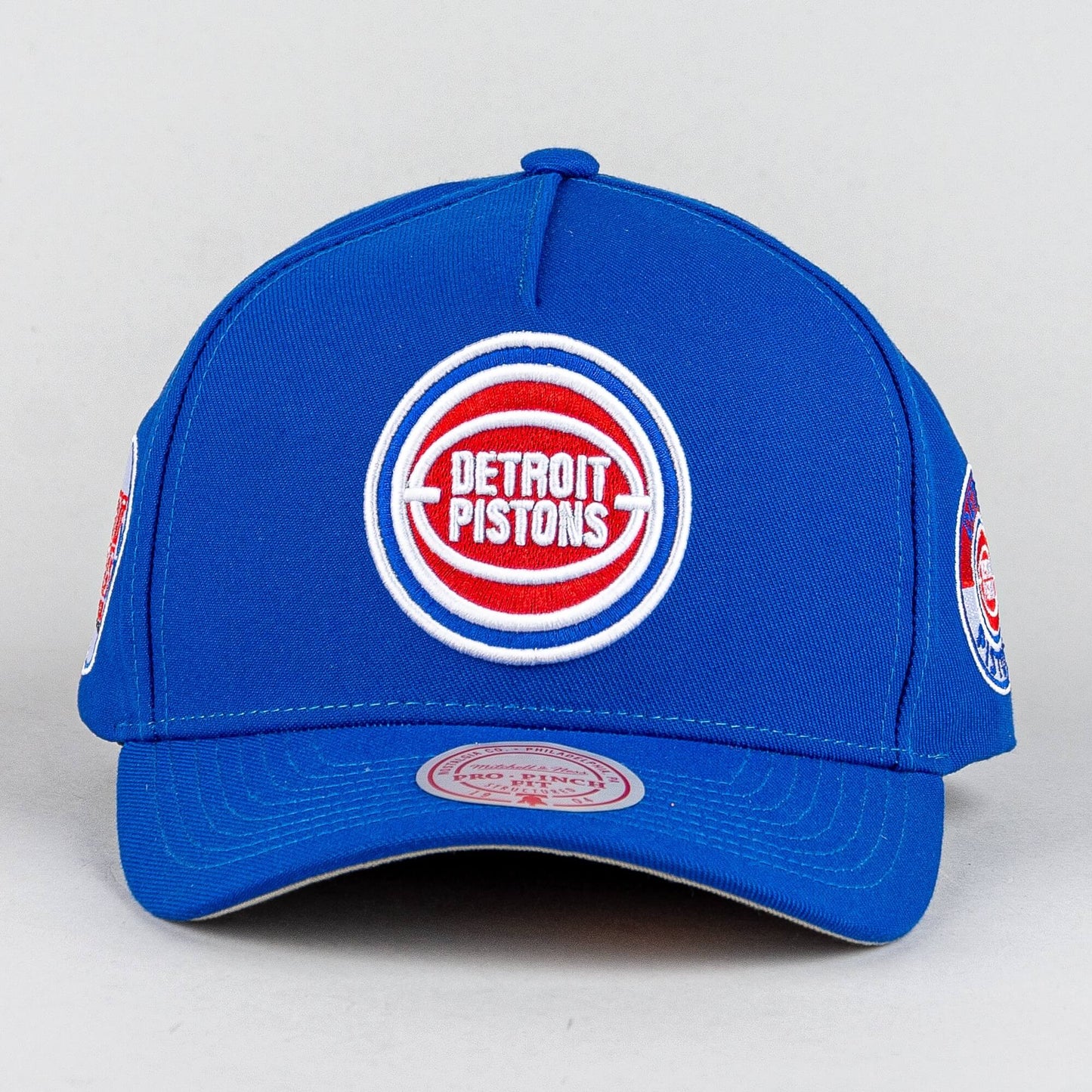Šiltovka Mitchell & Ness Detroit Pistons NBA Double Clutch Pro Snapback modrá