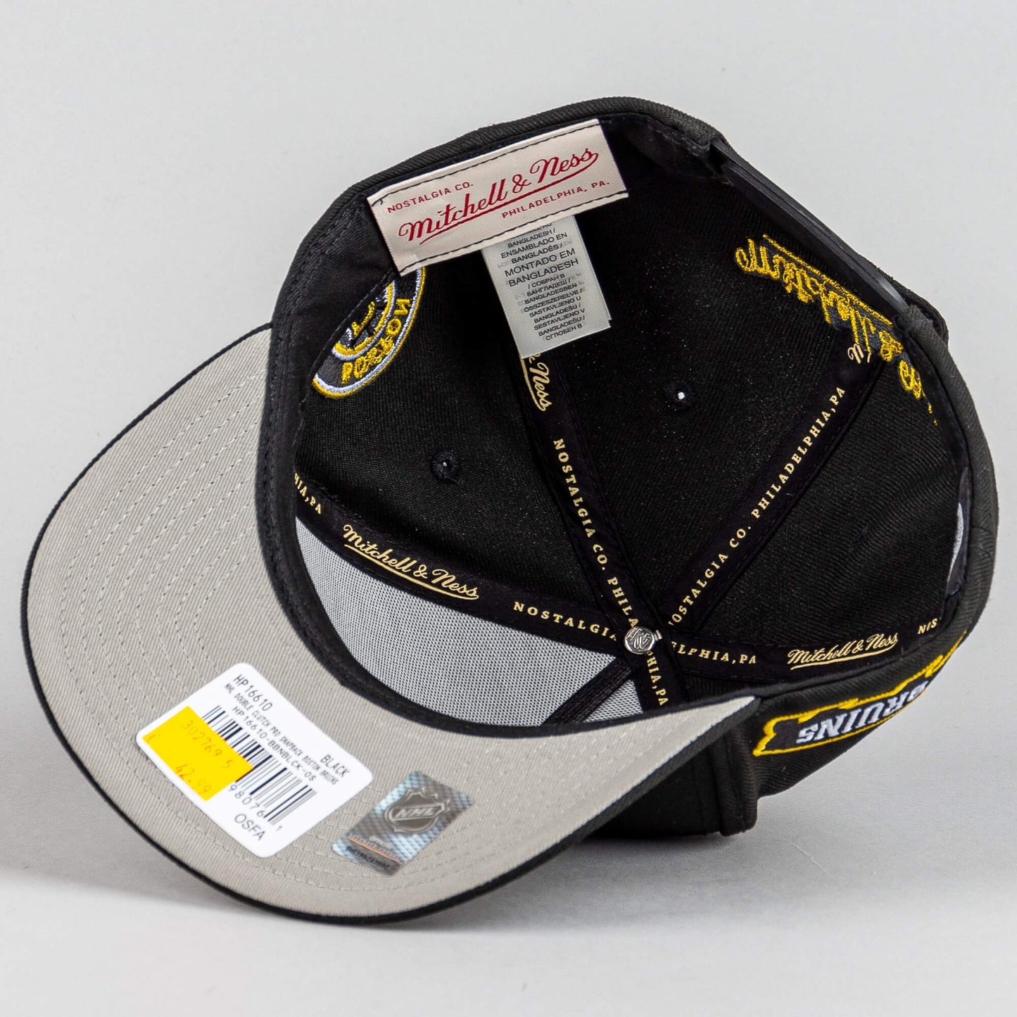 Šiltovka Mitchell & Ness Boston Bruins NHL Double Clutch Pro Snapback čierna