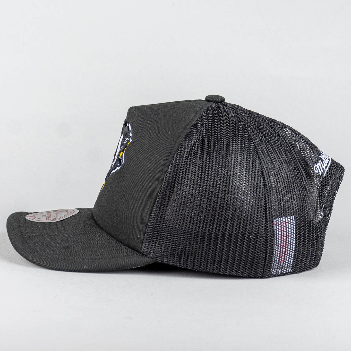 Šiltovka Mitchell & Ness snapback Pittsburgh Penguins NHL Evergreen Trucker čierna