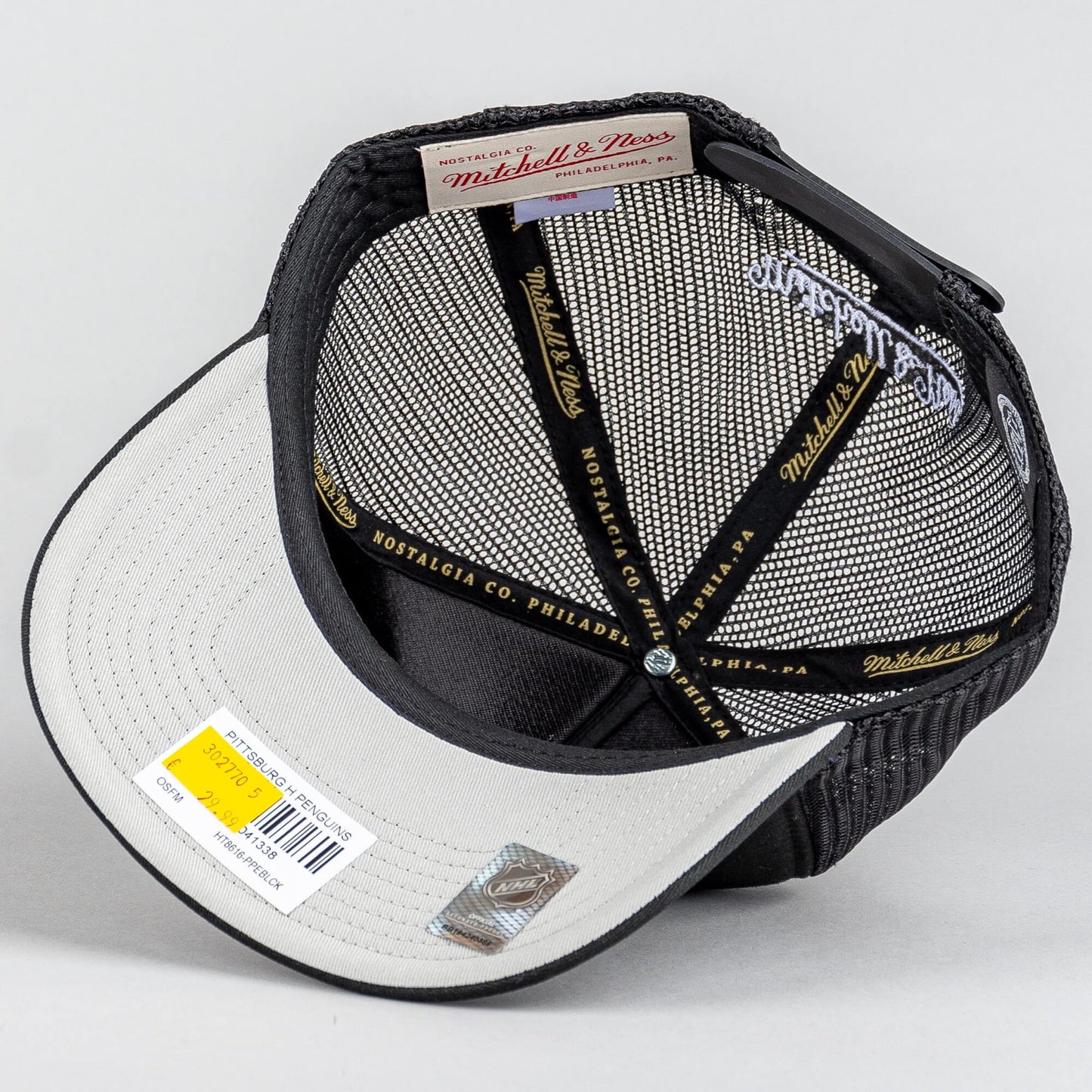Šiltovka Mitchell & Ness snapback Pittsburgh Penguins NHL Evergreen Trucker čierna