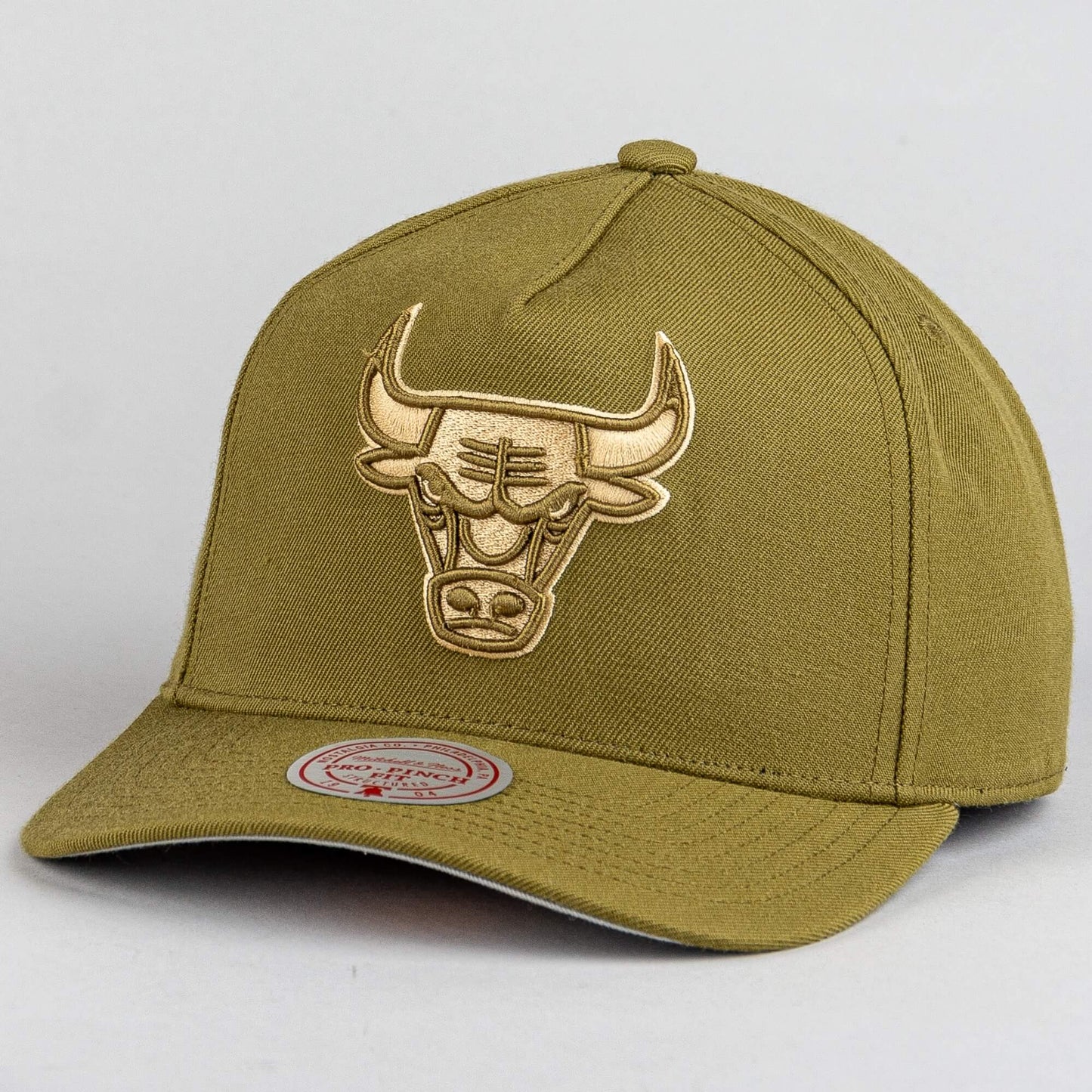 Šiltovka Mitchell & Ness NBA Fashion Basic PRO Snapback Chicago Bulls olivová