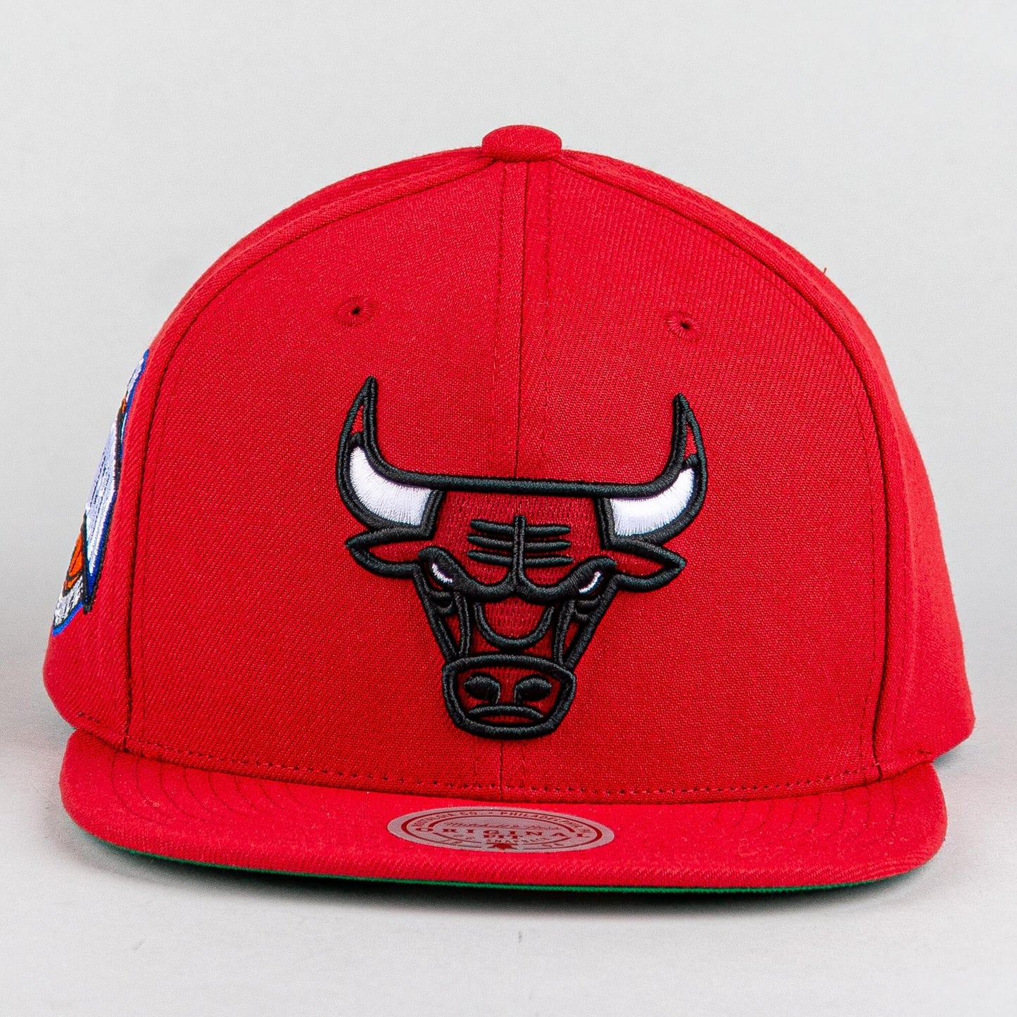 Šiltovka Mitchell & Ness NBA Conference Patch Snapback HWC Chicago Bulls červená