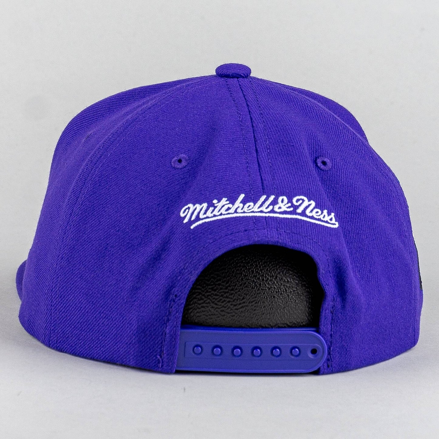 Šiltovka Mitchell & Ness NBA Conference Patch Snapback HWC Toronto Raptors fialová