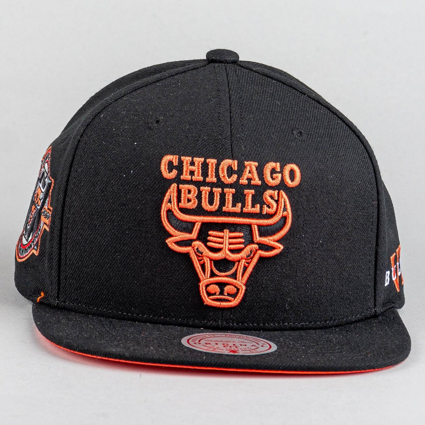 Šiltovka Mitchell & Ness Chicago Bulls Core VI Snapback čierna