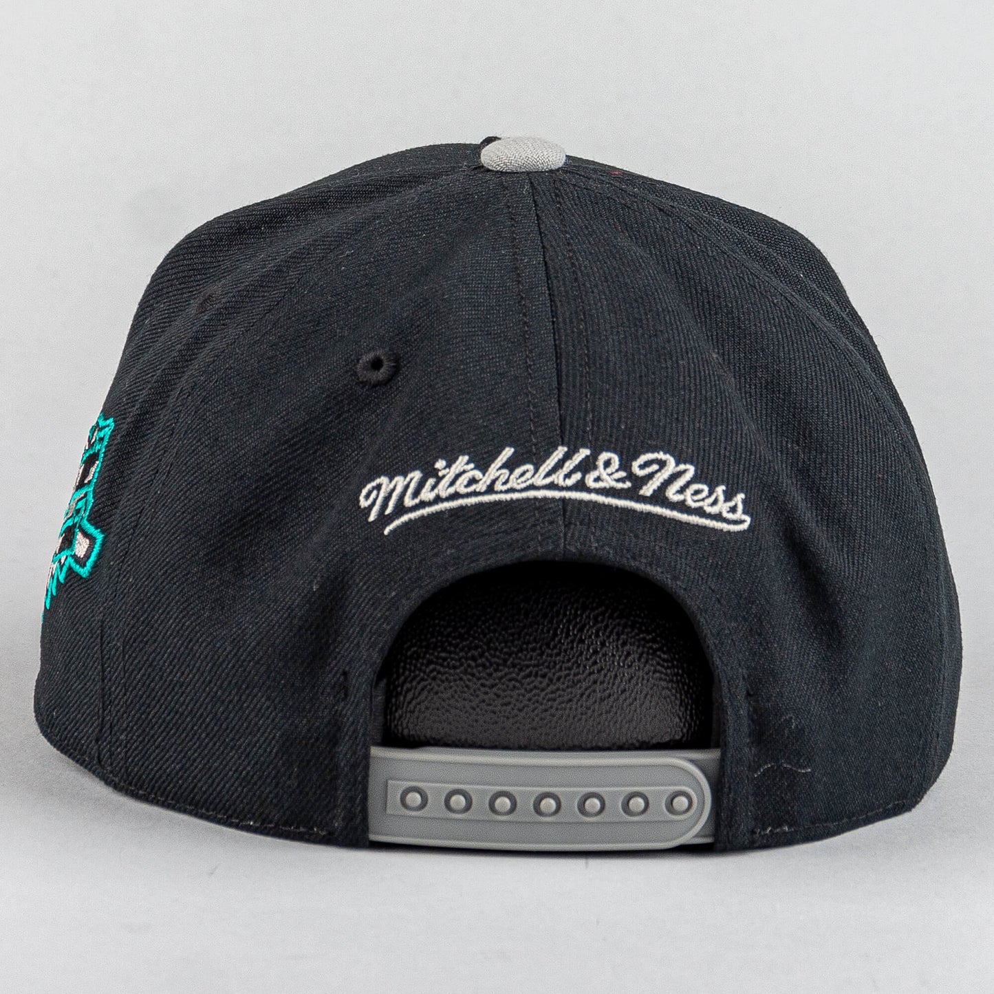 Šiltovka Mitchell & Ness NBA Class Act Pro Snapback San Antonio Spurs čierna
