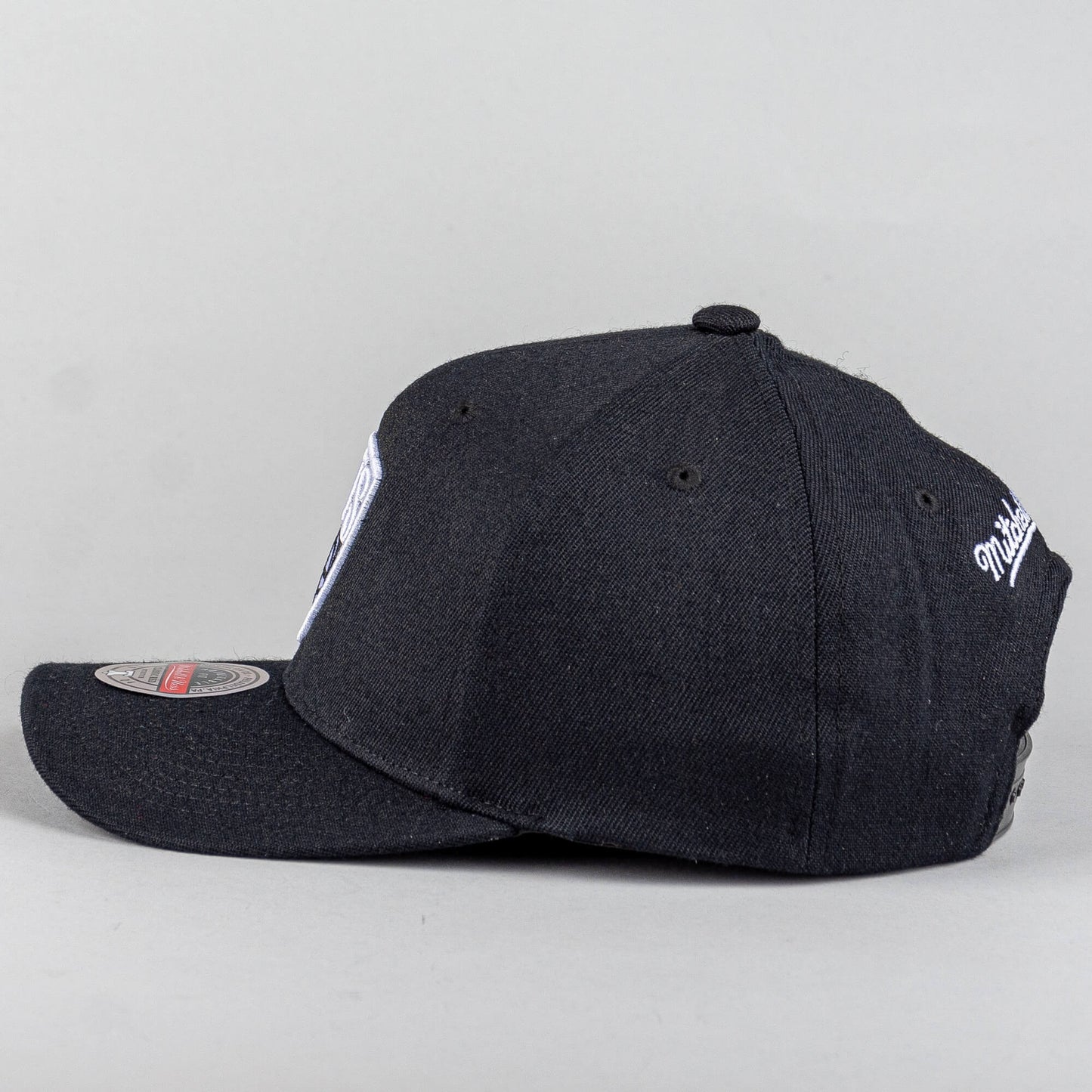 Šiltovka Mitchell & Ness snapback Brooklyn Nets Team Logo High Crown Red čierna