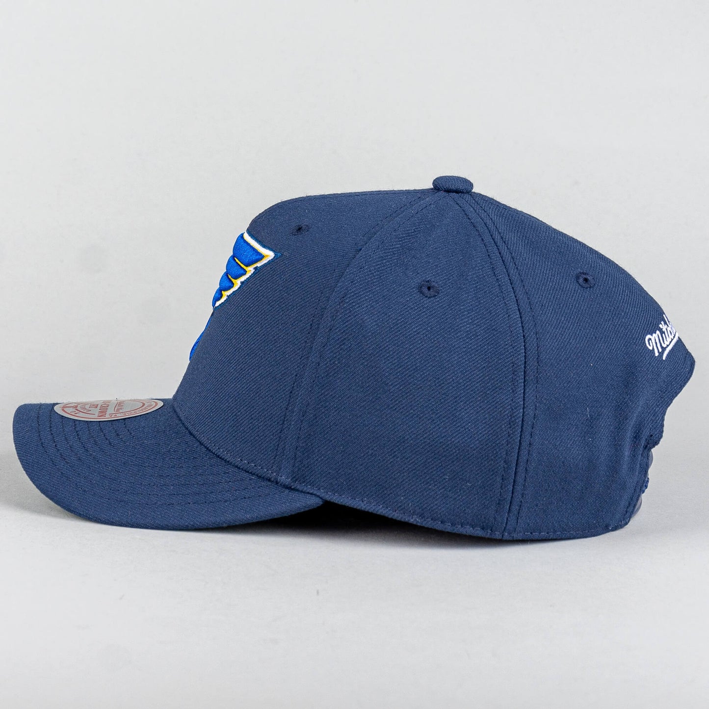 Šiltovka Mitchell & Ness Saint Louis Blues Team Ground 2.0 Pro Snapback tmavomodrá