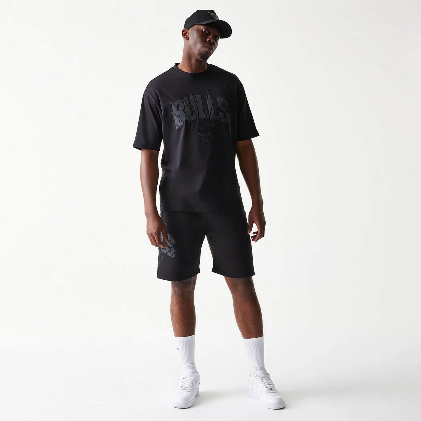 Tričko New Era Chicago Bulls NBA Black Oversized T-Shirt čierne
