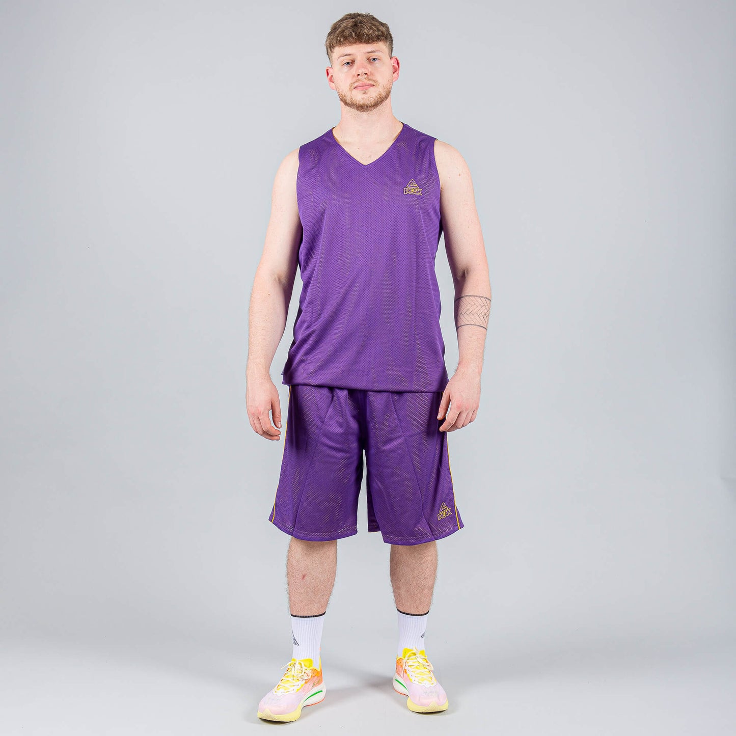 Obojstranná basketbalová súprava (dres + trenírky) PEAK Basketball MATCH REVERSIBLE SET Žlto-fialová