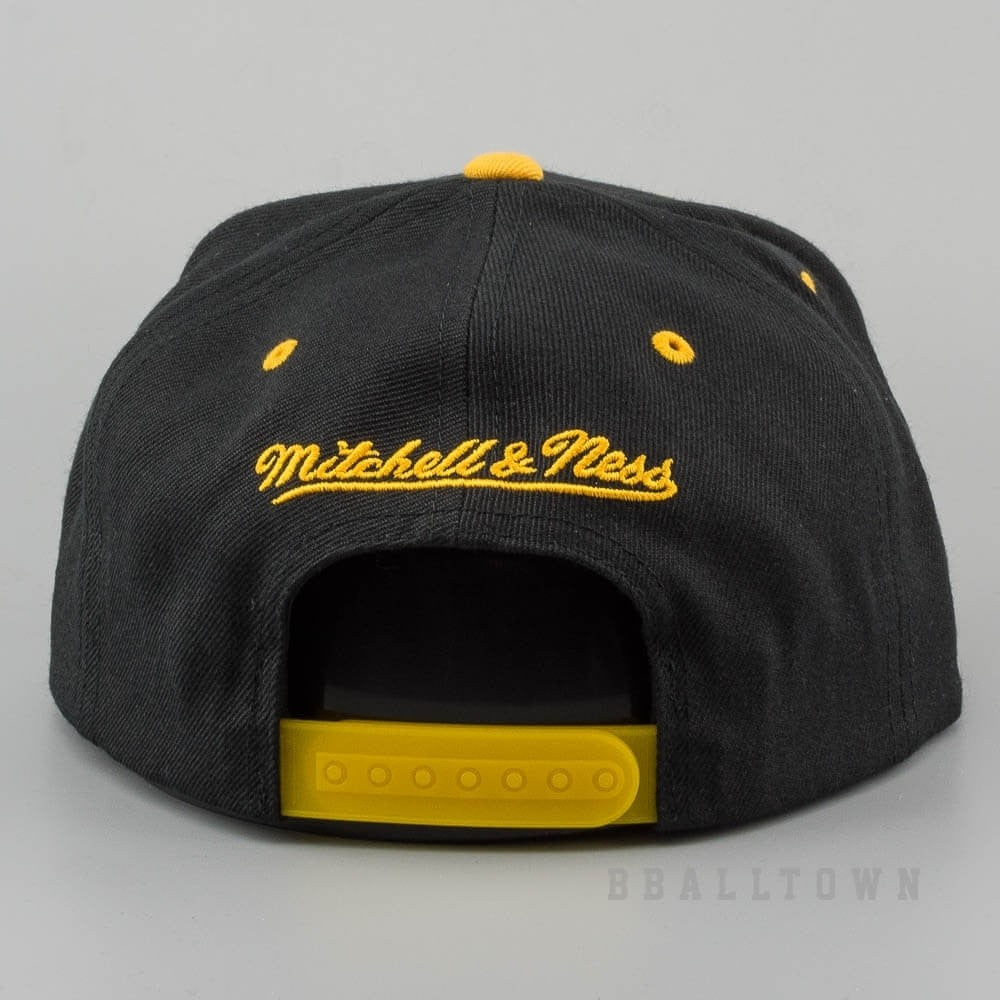 Mitchell & Ness Vintage Team Arch Snapback NHL - Pittsburgh Penguins Black/Yellow