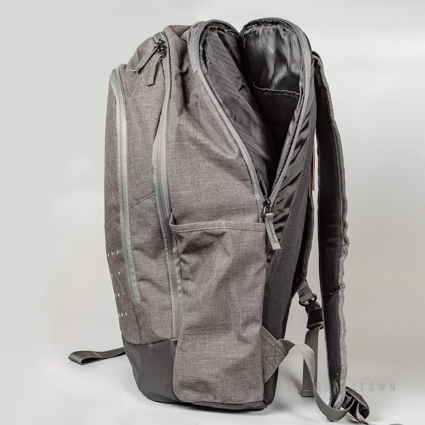 Peak Parker Series Backpack Dk.Grey B173180