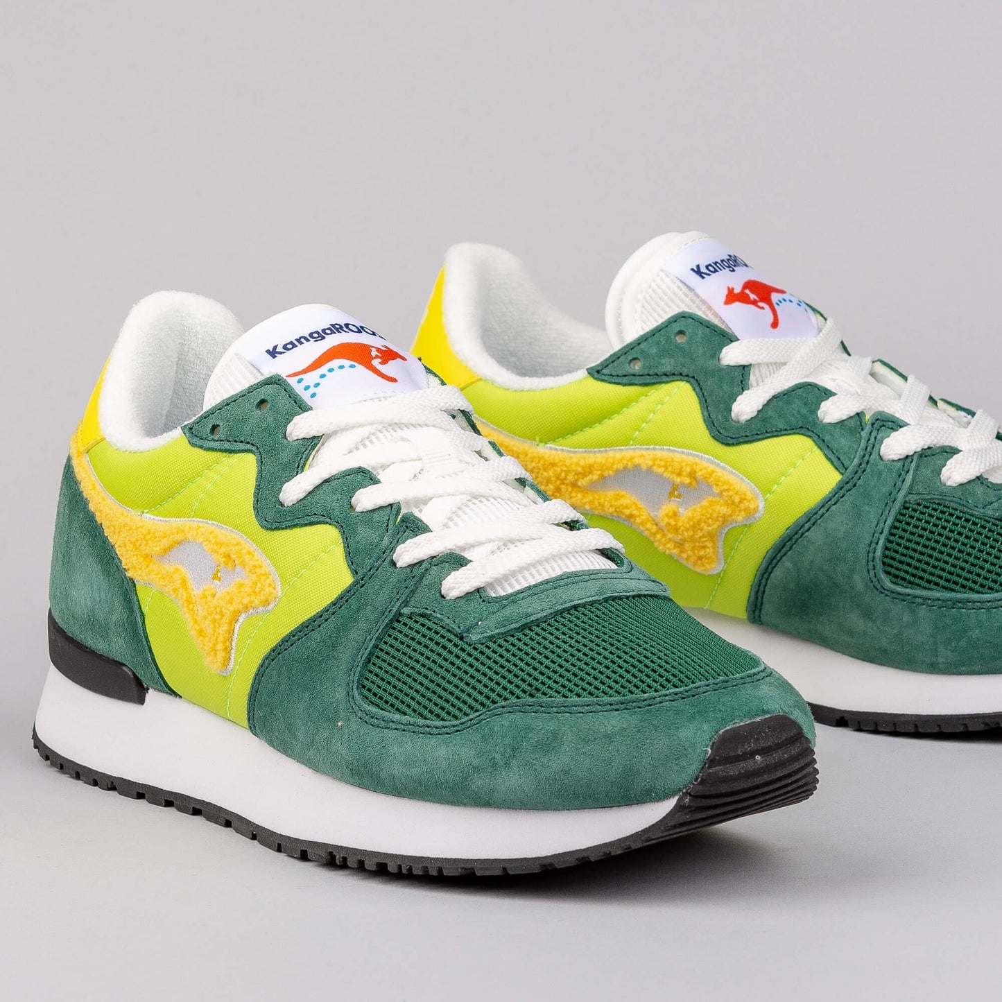 KangaROOS Aussie - Classic Pop Forest