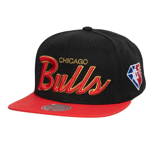 Mitchell & Ness NBA 75TH GOLD SNAPBACK CHICAGO BULLS BLACK