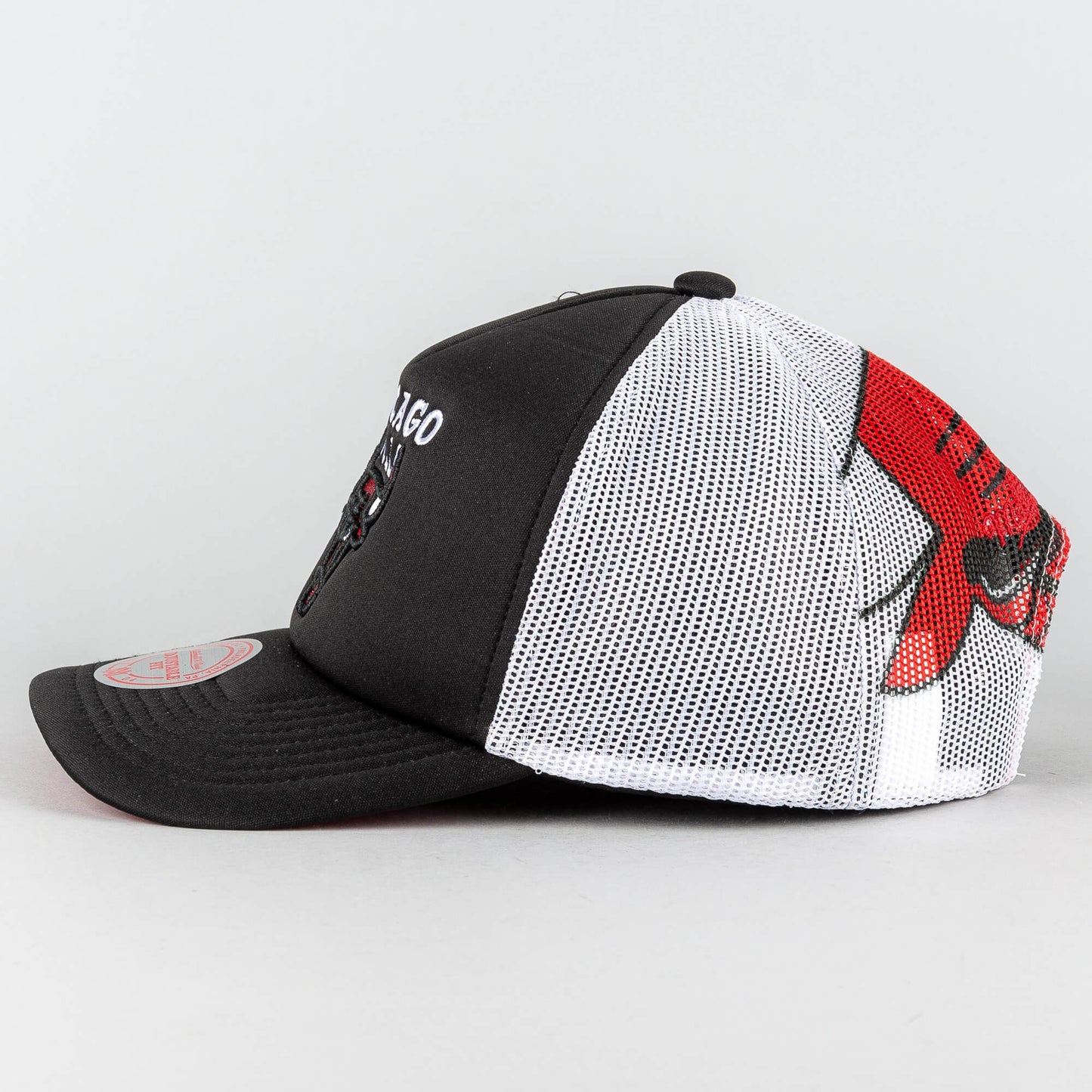 Mitchell & Ness OFF THE BACKBOARD TRUCKER CHICAGO BULLS Black / White