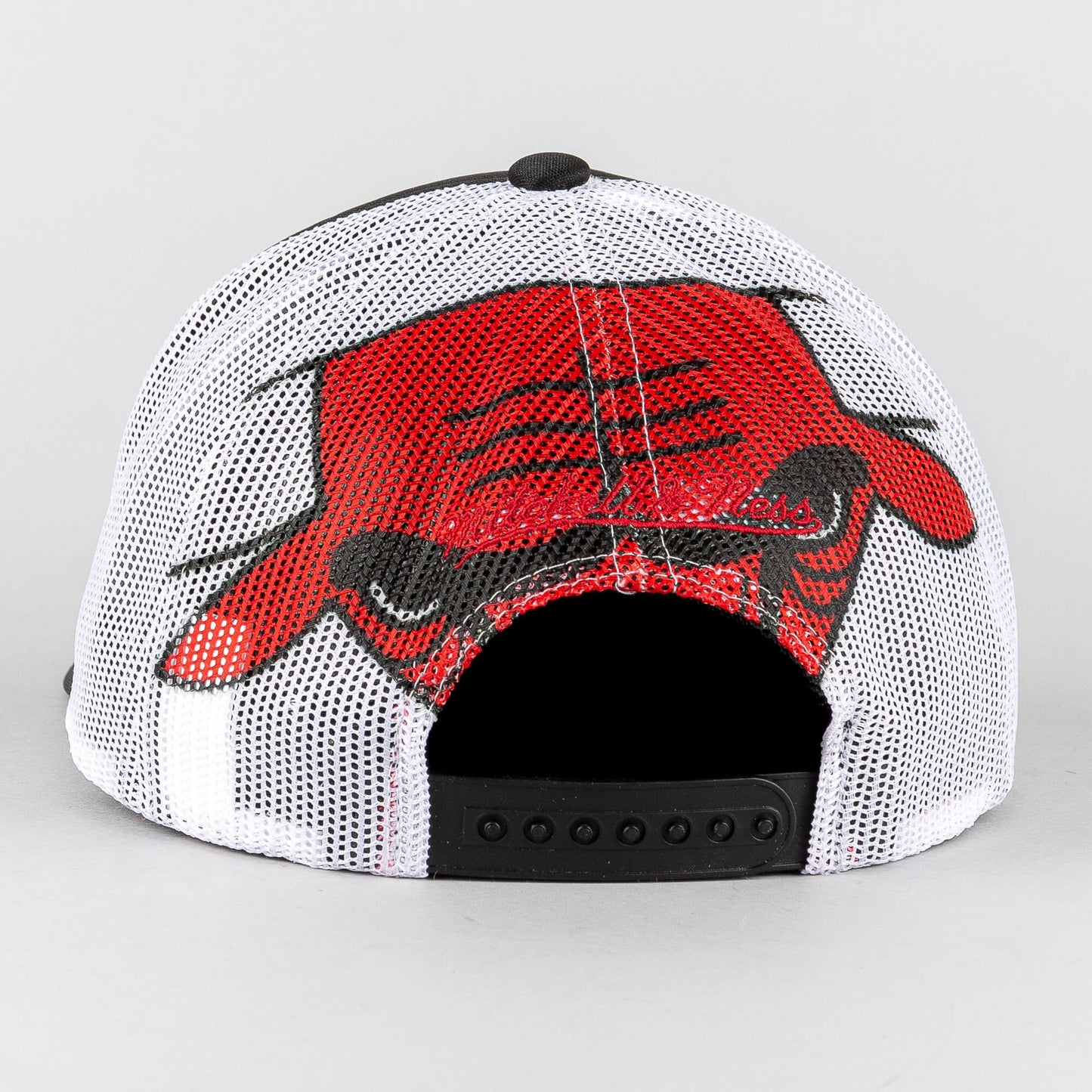 Mitchell & Ness OFF THE BACKBOARD TRUCKER CHICAGO BULLS Black / White