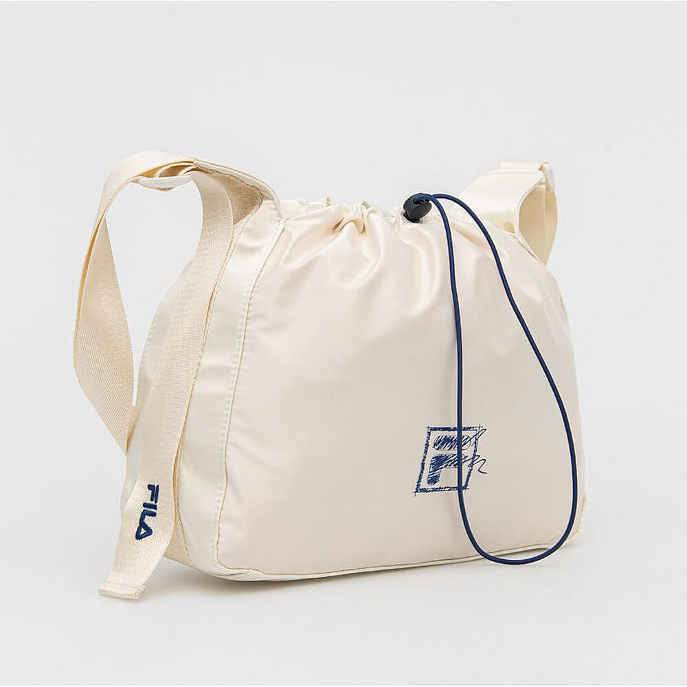 Fila TENALI Satin drawstring hobo Sweet Corn