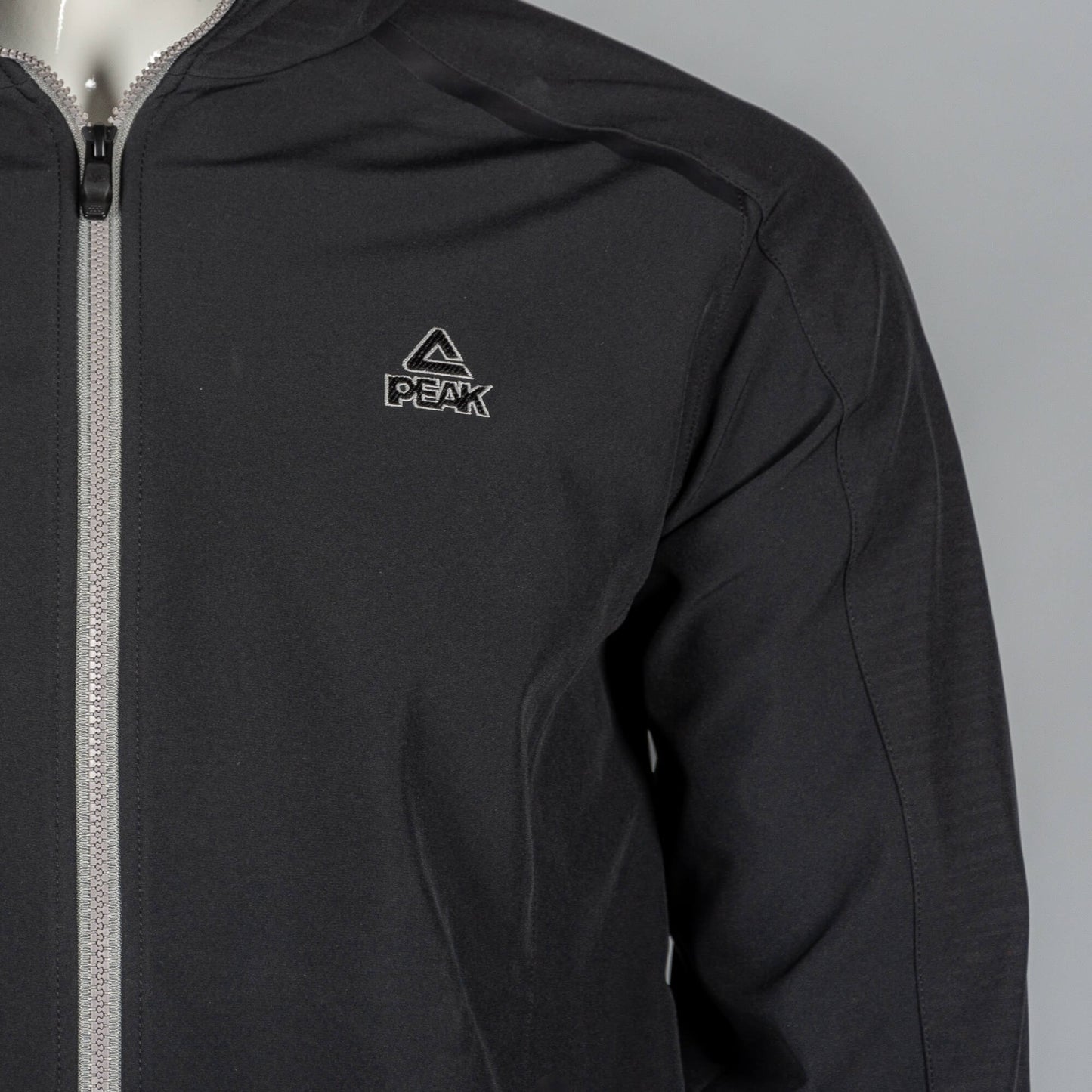 Zamatová prechodná bunda Peak Velvet Jacket Black čierna