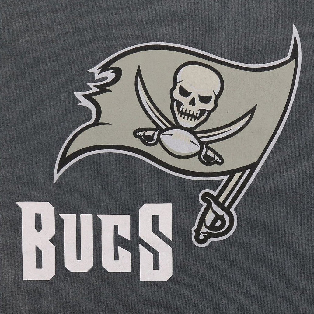 Re:Covered NFL Monochrome Logo T-Shirt Tampa Bay Buccaneers Washed Black