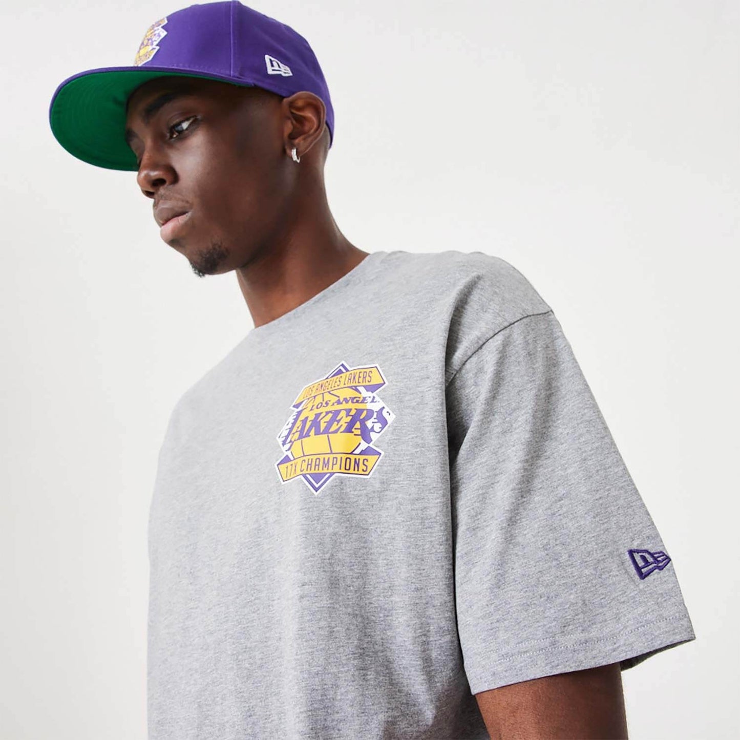 NEW ERA LA Lakers NBA Championship Medium Grey Oversized T-Shirt Grey