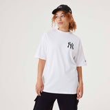 NEW ERA New York Yankees MLB Floral Graphic White Oversized T-Shirt White