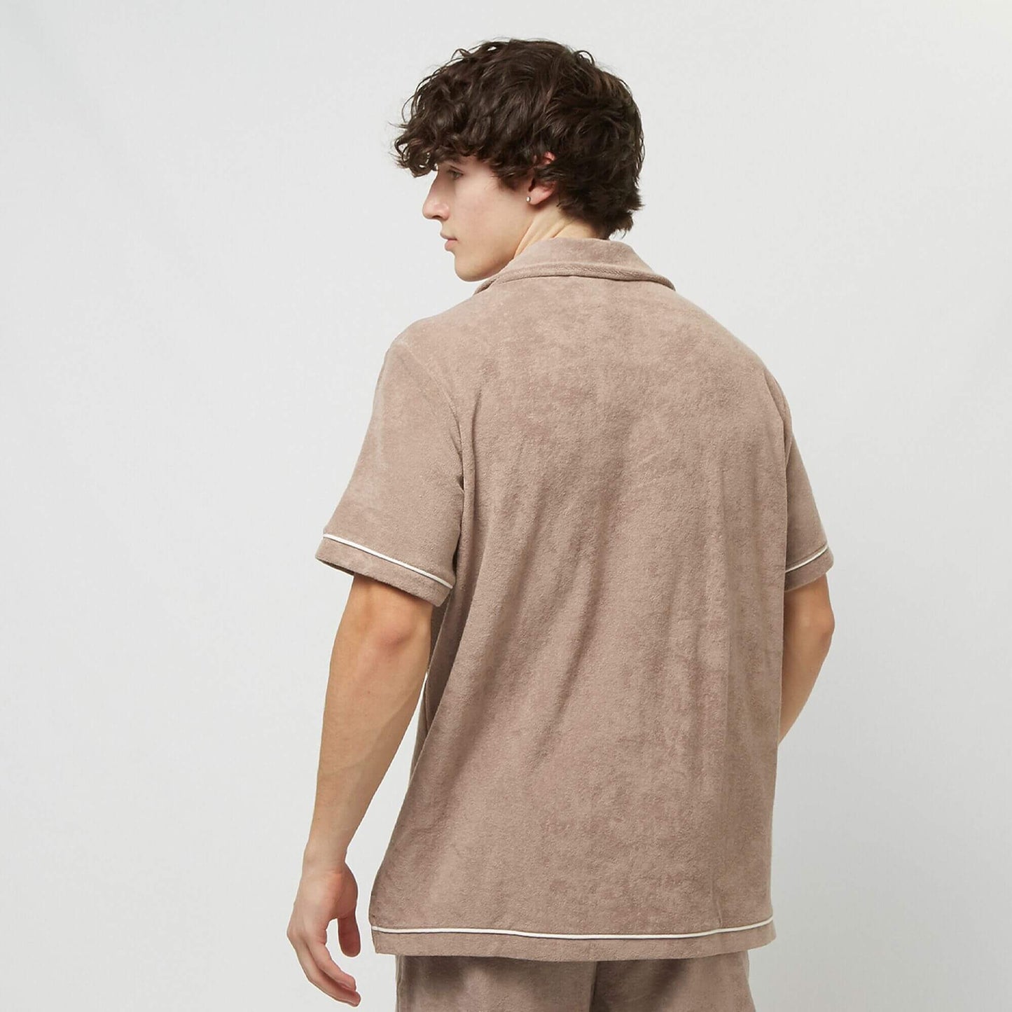 Sean John SJ Old English Initials Frottee Resort Shirt light brown/off-white