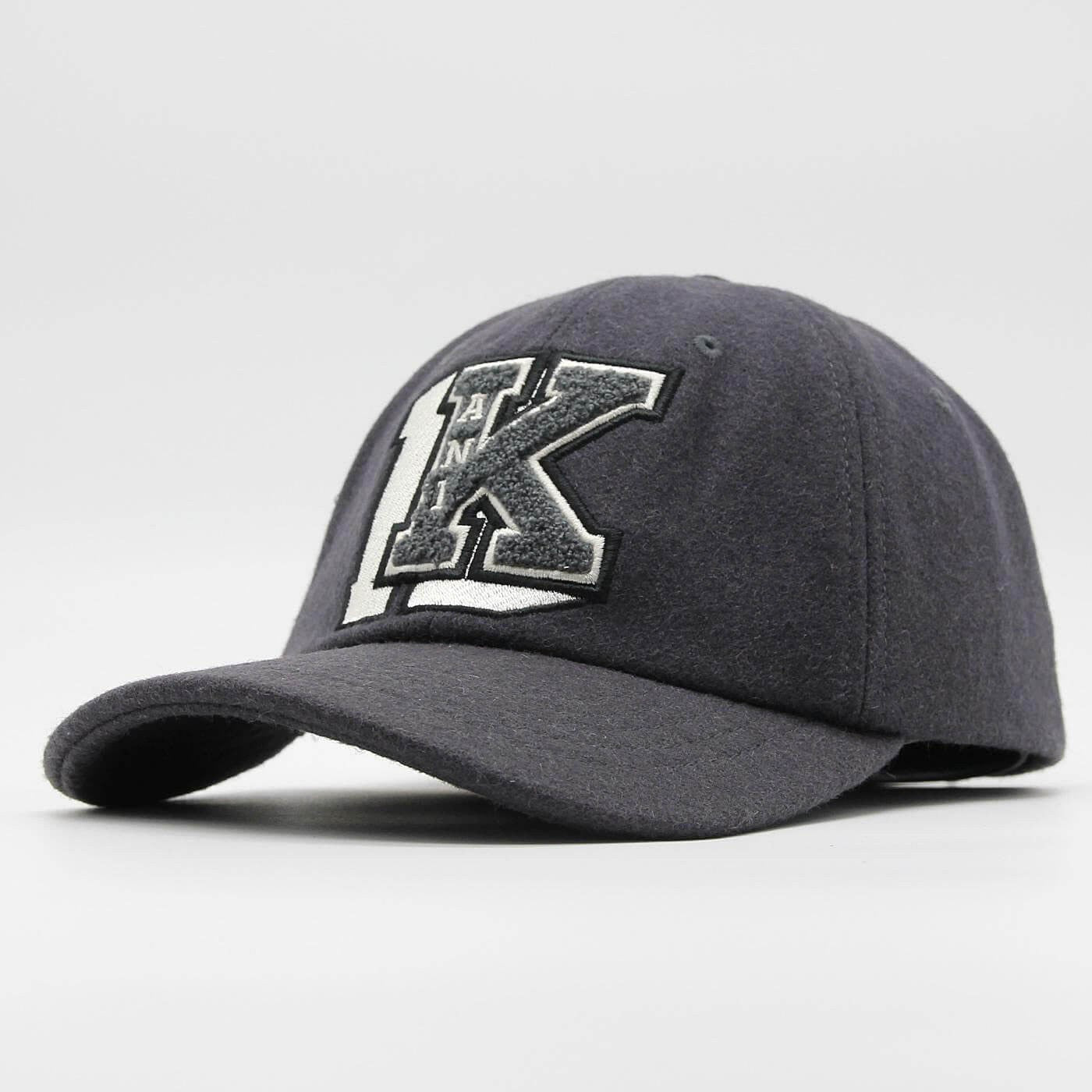 Šiltovka Karl Kani Retro Patch Wool Blend antracitová