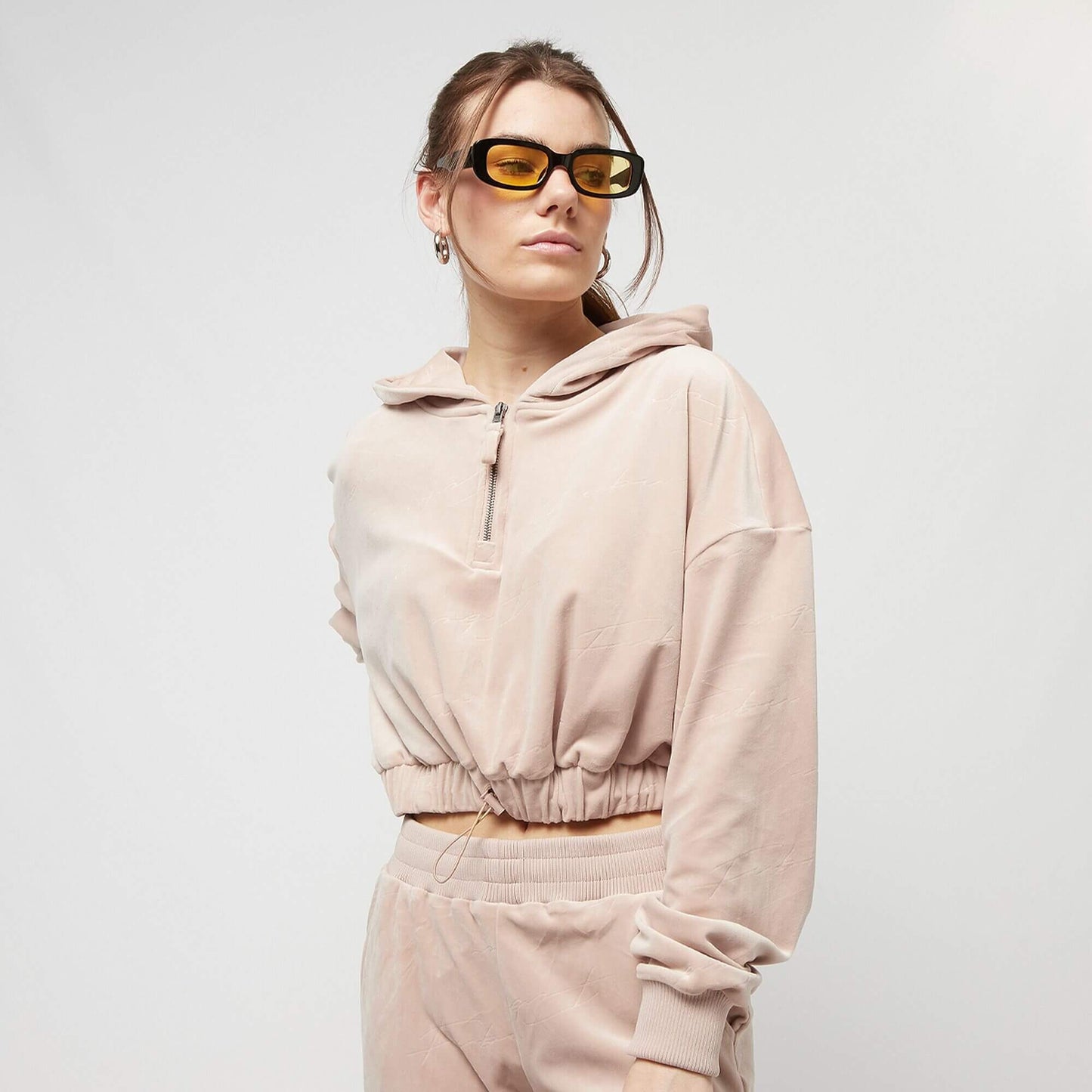 FUBU Signature Allover Velours Short Hoodie sand