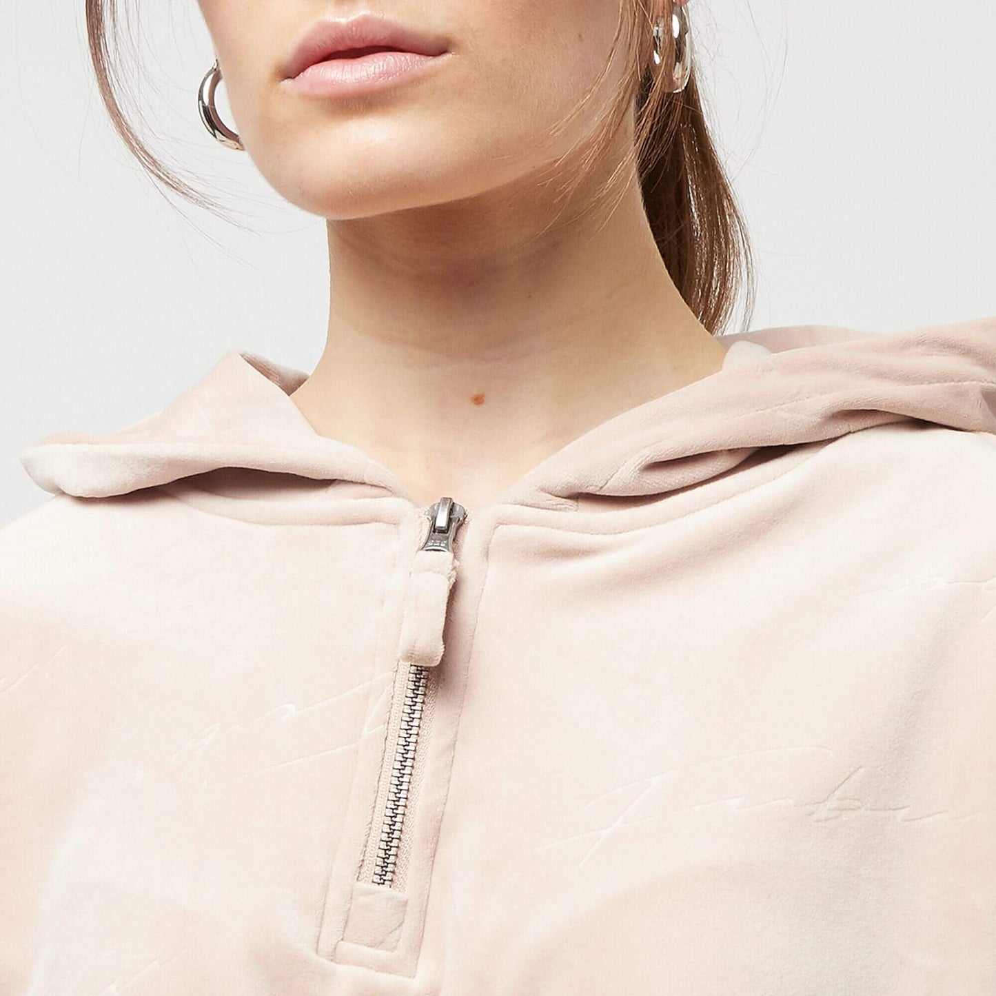 FUBU Signature Allover Velours Short Hoodie sand