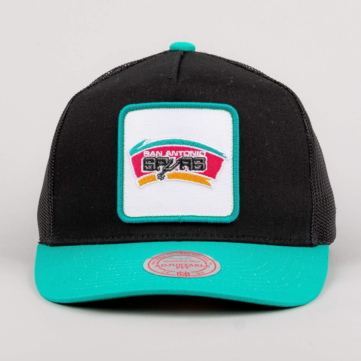 Šiltovka so sieťkou Mitchell & Ness NBA Truck It HWC San Antonio Spurs čierna