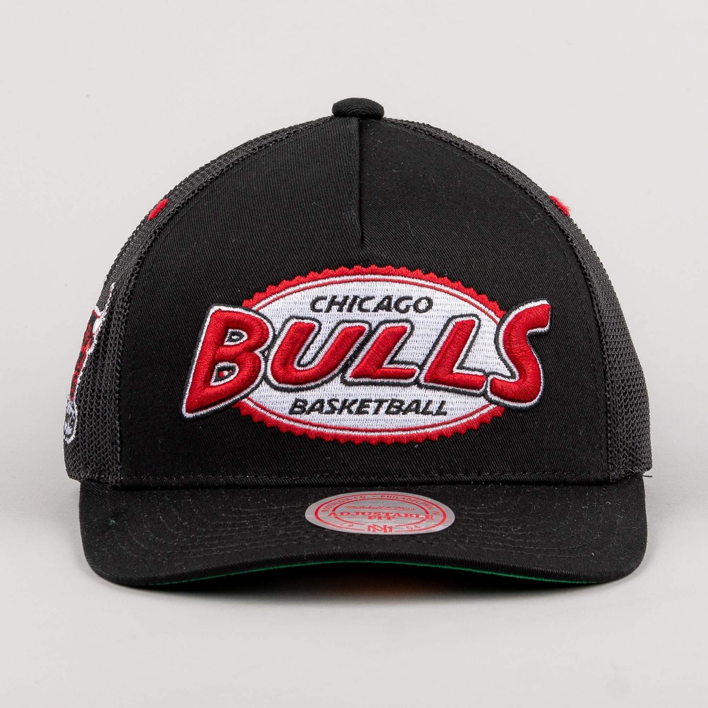 Mitchell & Ness NBA Team Seal Trucker HWC Chicago Bulls Black