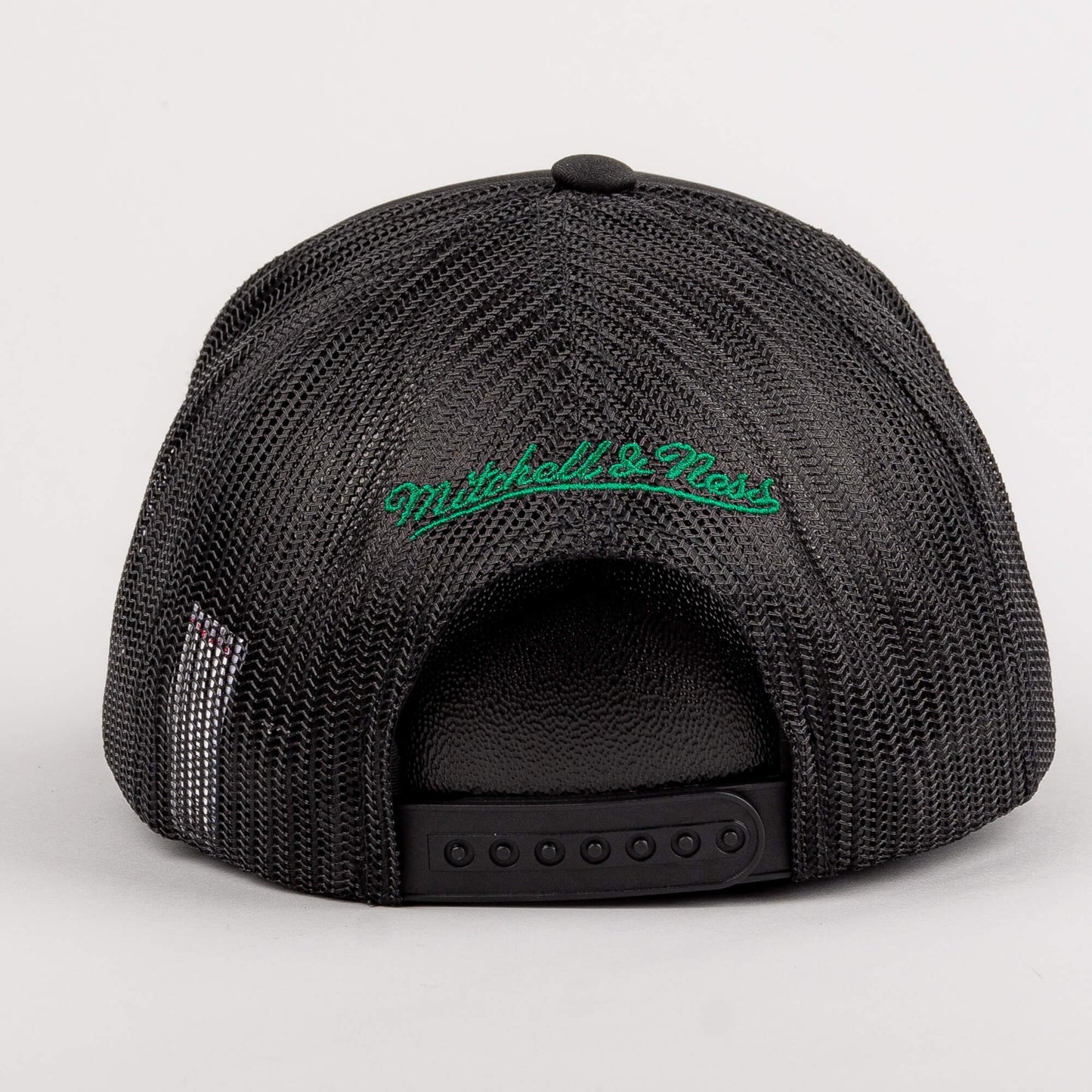 Šiltovka so sieťkou Mitchell & Ness NBA Gold Leaf Boston Celtics čierna