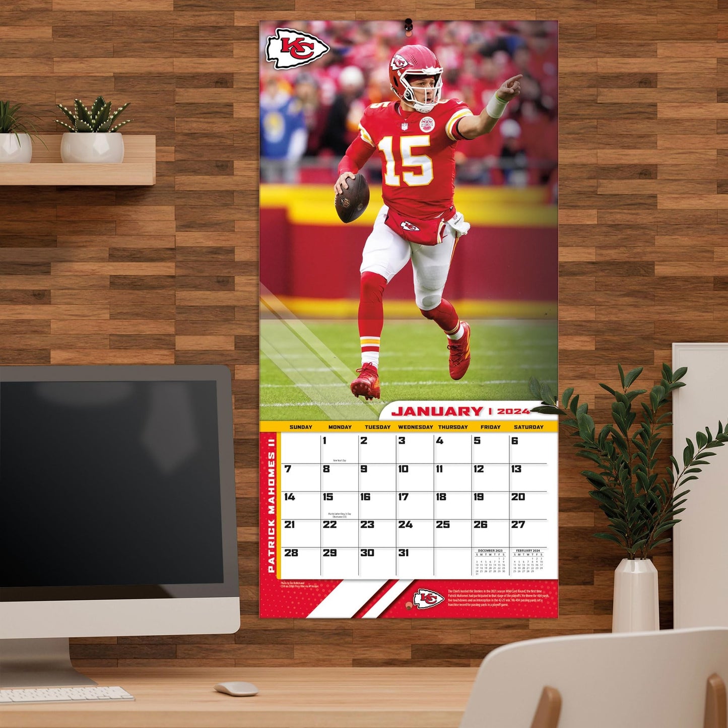TURNER SPORTS NFL 2024 (30x60 cm) WALL CALENDAR KANSAS CITY CHIEFS PATRICK MAHOMES