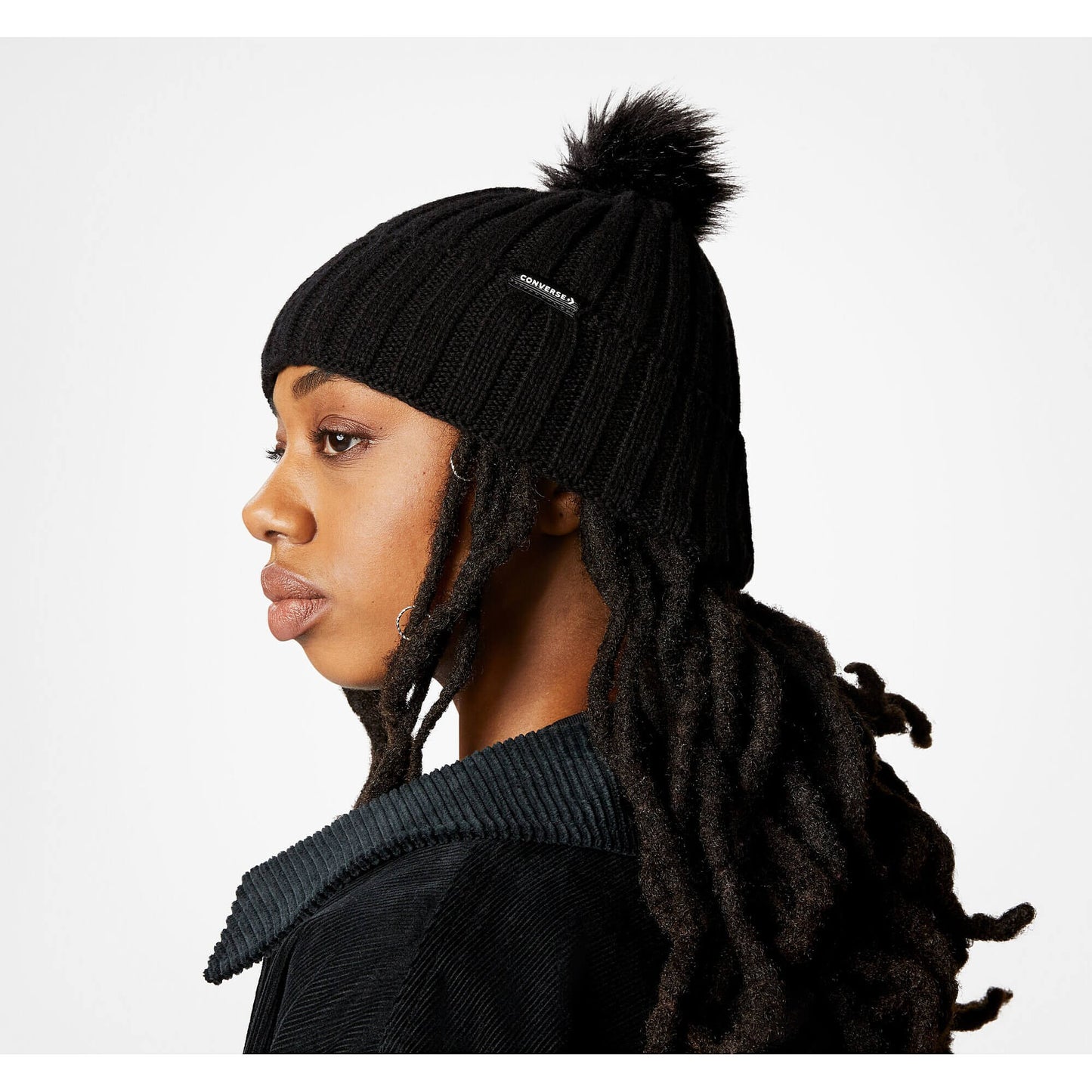 Zimná čiapka s brmbolcom Converse Pom Beanie čierna