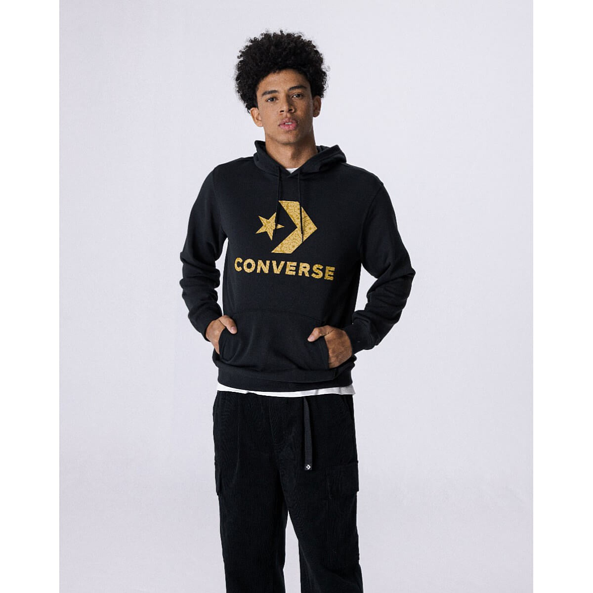 Mikina s kapucňou CONVERSE STANDARD FIT CENTER CHEST STAR NOVELTY HOODY čierna