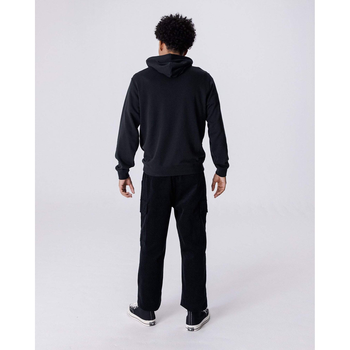 Mikina s kapucňou CONVERSE STANDARD FIT CENTER CHEST STAR NOVELTY HOODY čierna