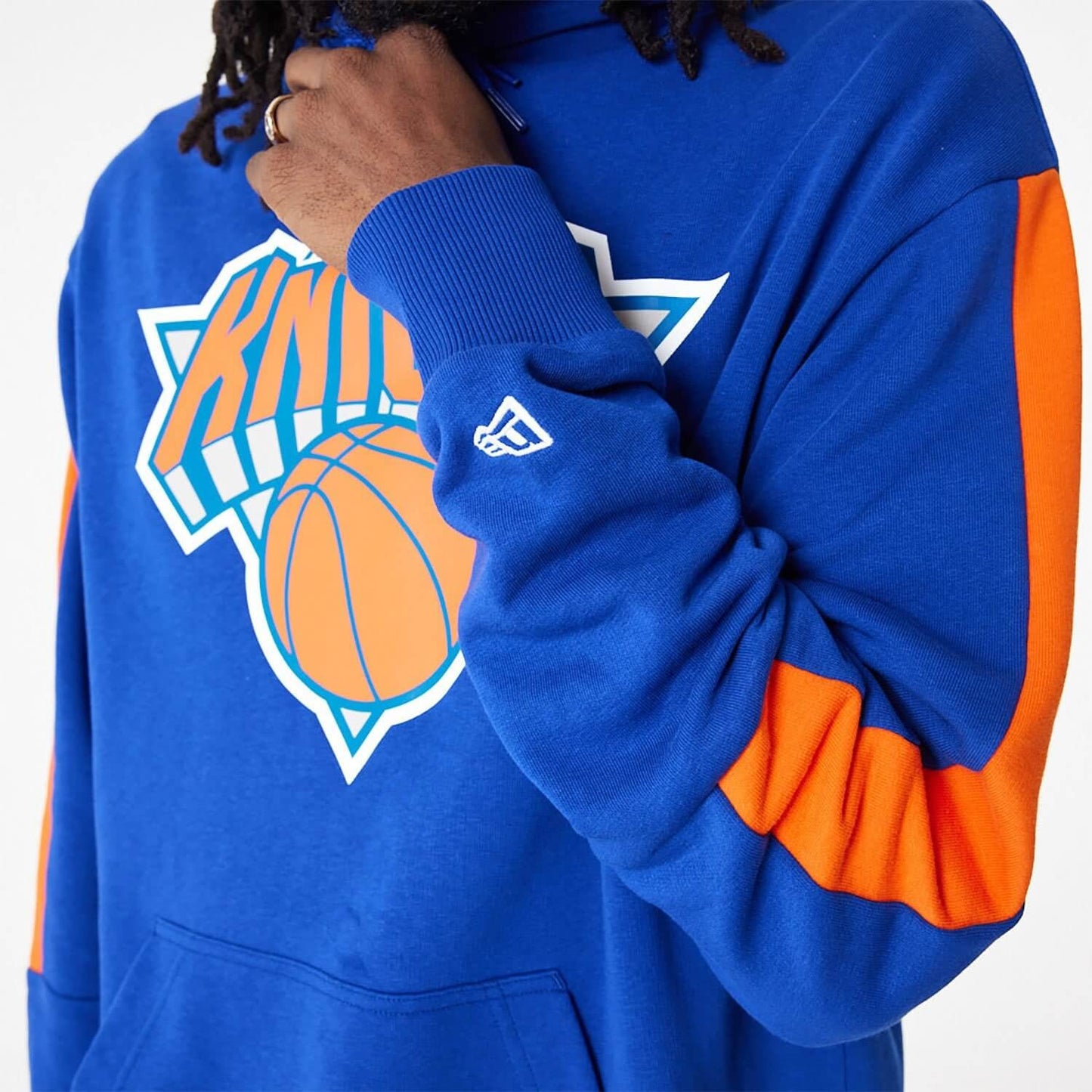 Unisex mikina s kapucňou New Era NBA New York Knicks NBA Colour Block Blue Pullover Hoodie modrá