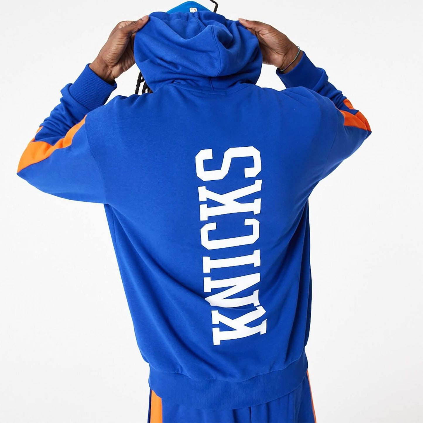 Unisex mikina s kapucňou New Era NBA New York Knicks NBA Colour Block Blue Pullover Hoodie modrá
